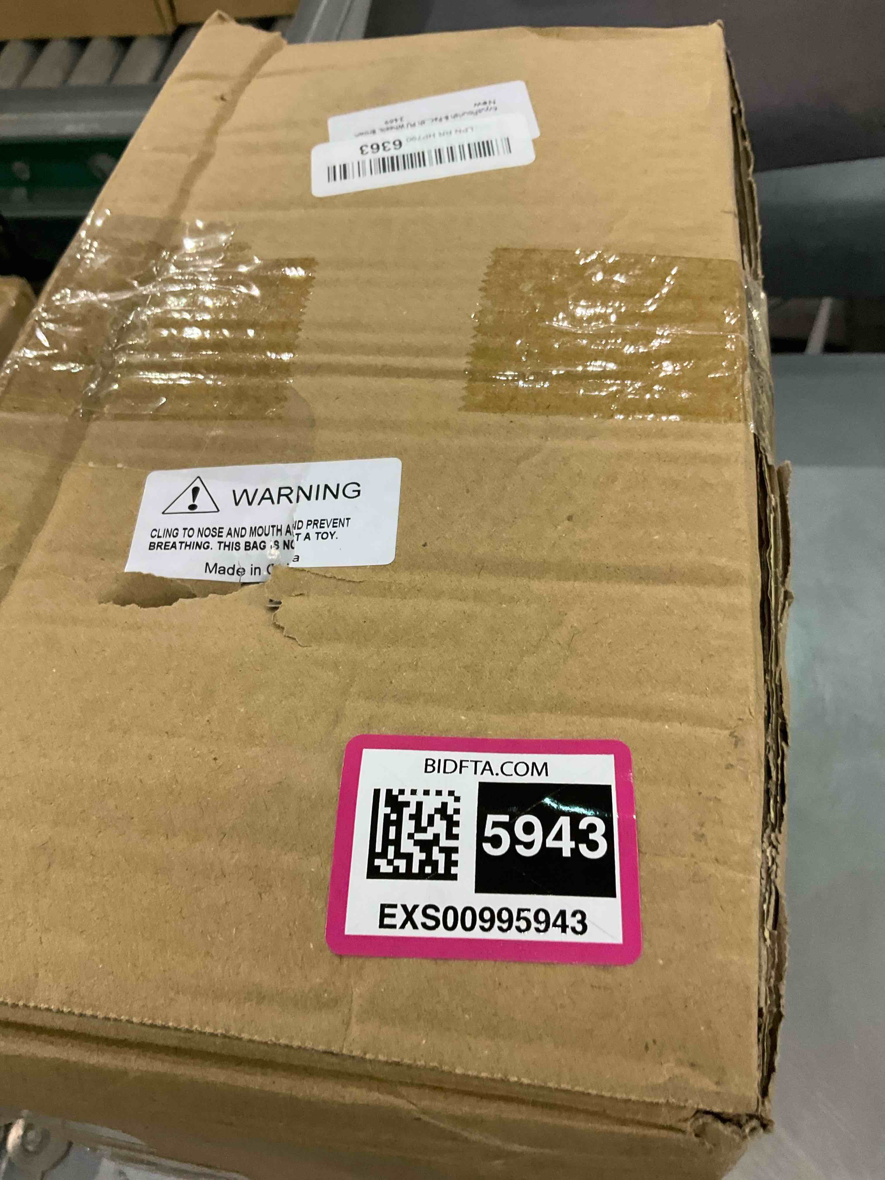https://s3.amazonaws.com/lotting-images-prod/BargainHunt/EXS00995943_1706792496551.jpeg
