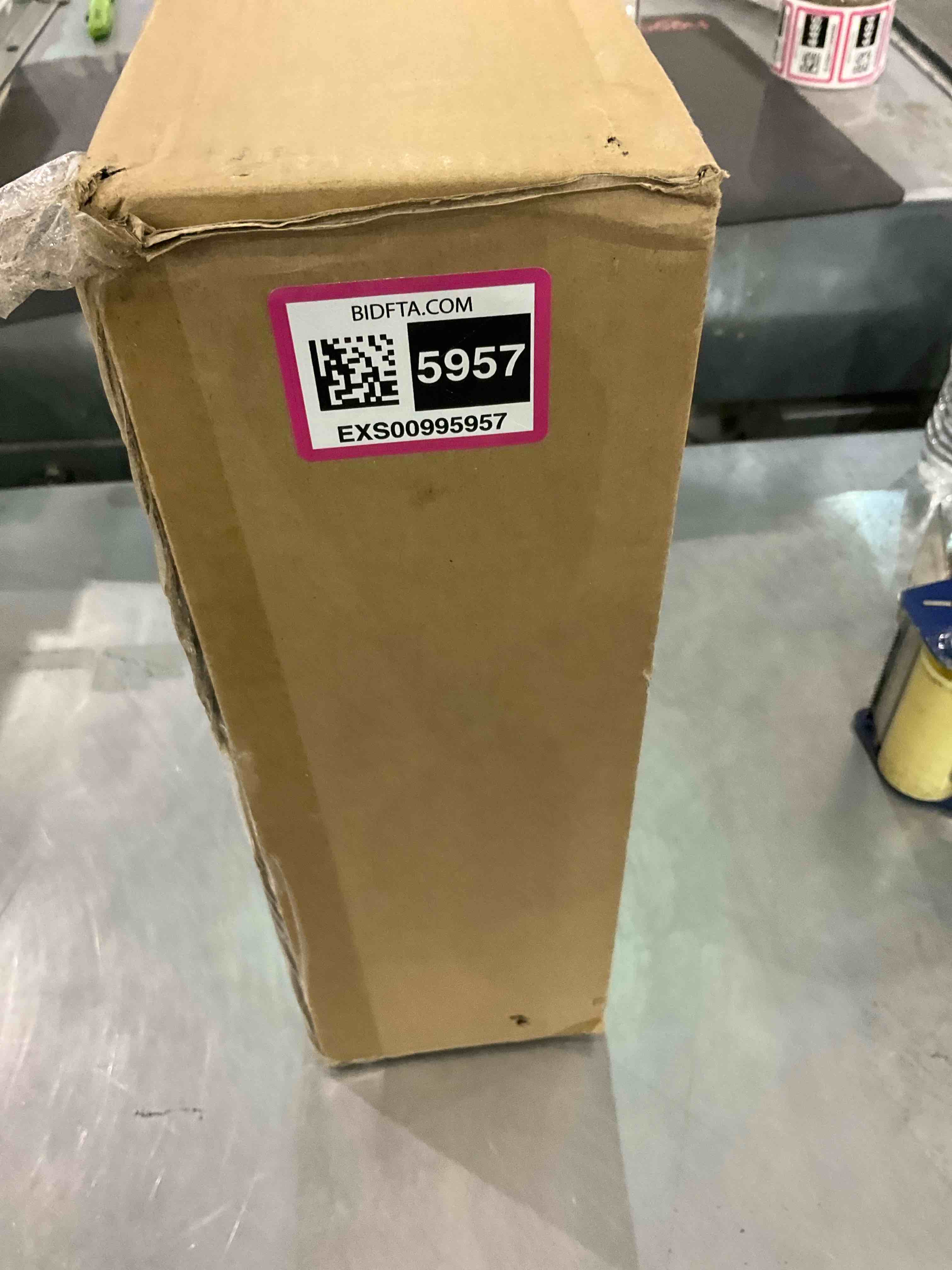 https://s3.amazonaws.com/lotting-images-prod/BargainHunt/EXS00995957_1706790376139.jpeg