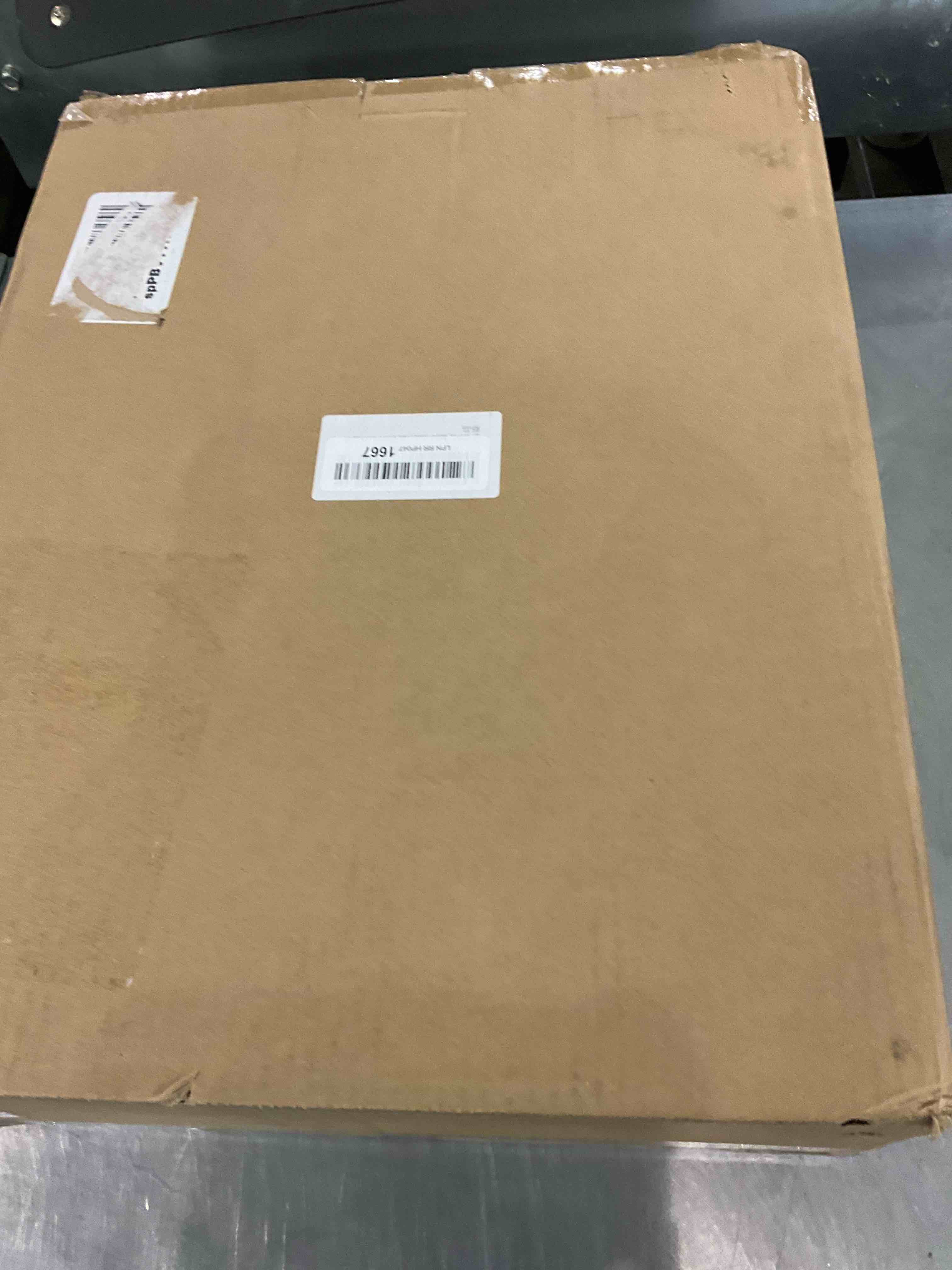 https://s3.amazonaws.com/lotting-images-prod/BargainHunt/EXS00995957_1706790403404.jpeg