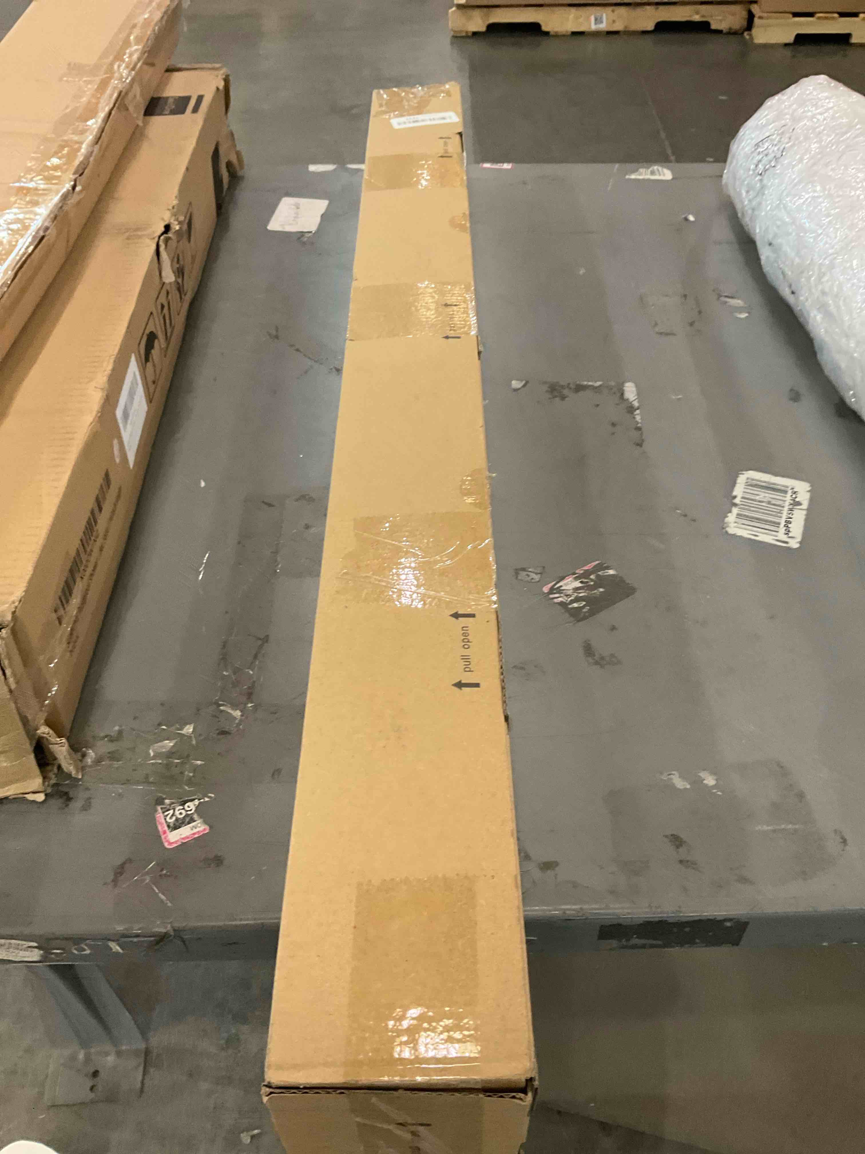 https://s3.amazonaws.com/lotting-images-prod/BargainHunt/EXS01000156_1707335260269.jpeg