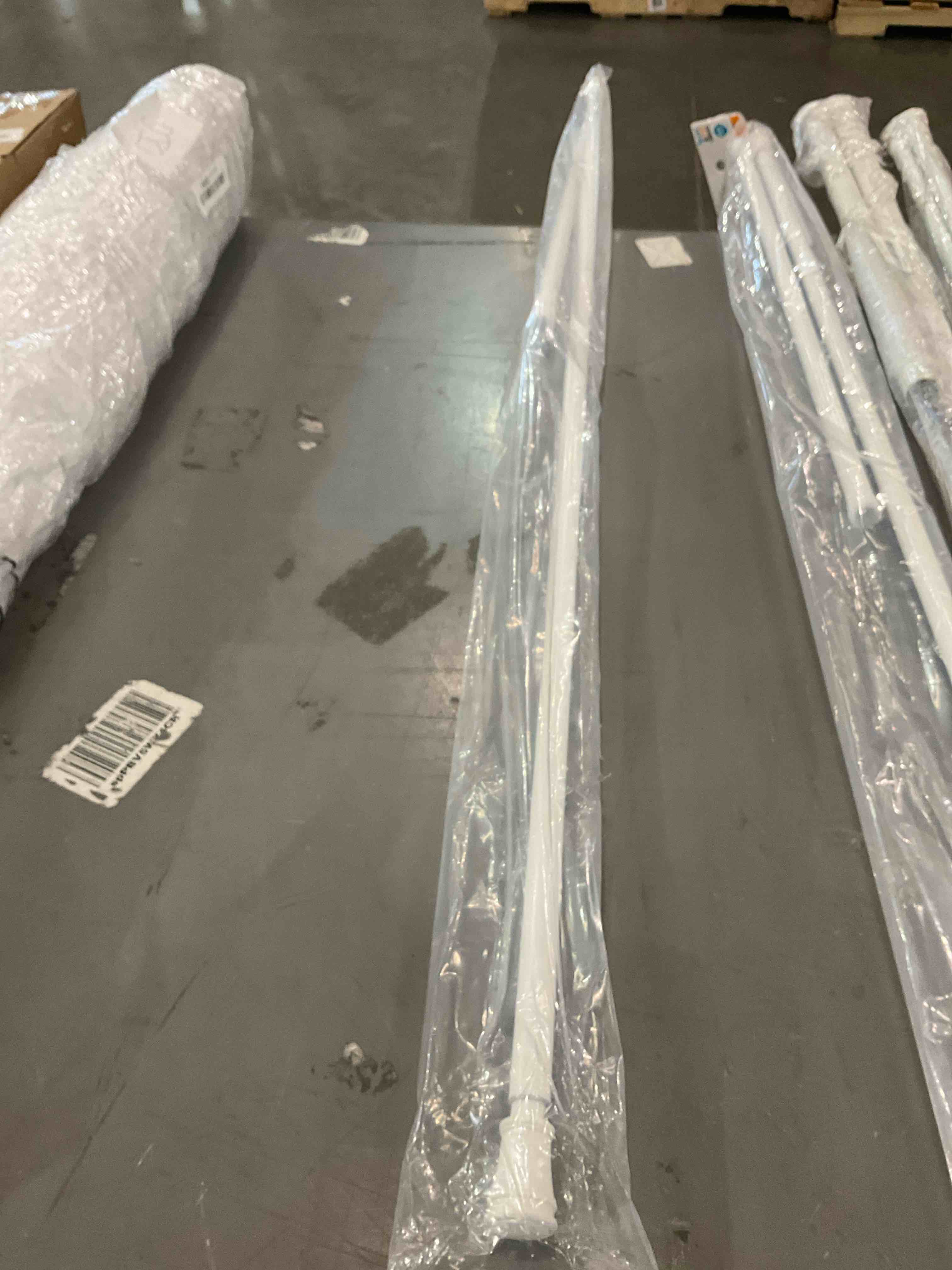 https://s3.amazonaws.com/lotting-images-prod/BargainHunt/EXS01000159_1707336342060.jpeg