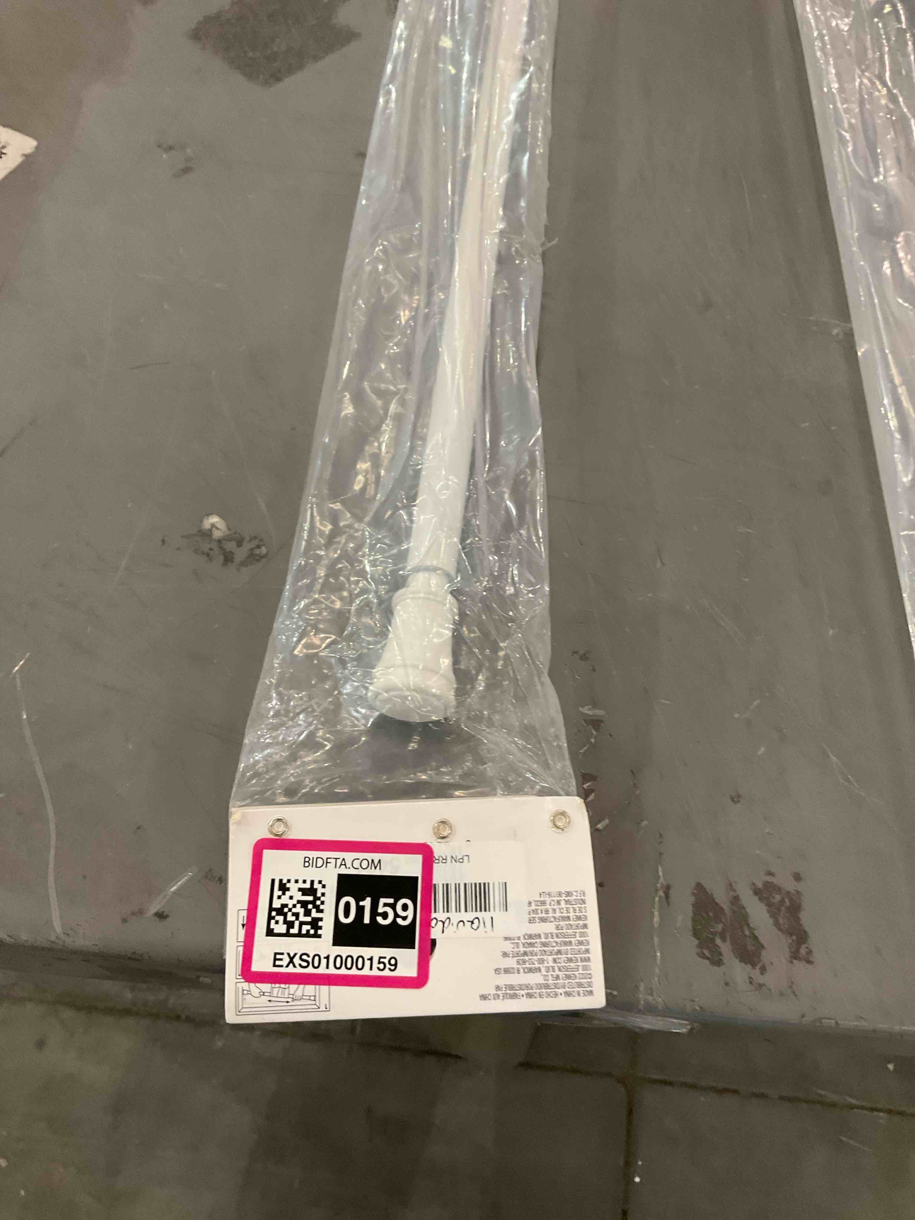 https://s3.amazonaws.com/lotting-images-prod/BargainHunt/EXS01000159_1707336349001.jpeg