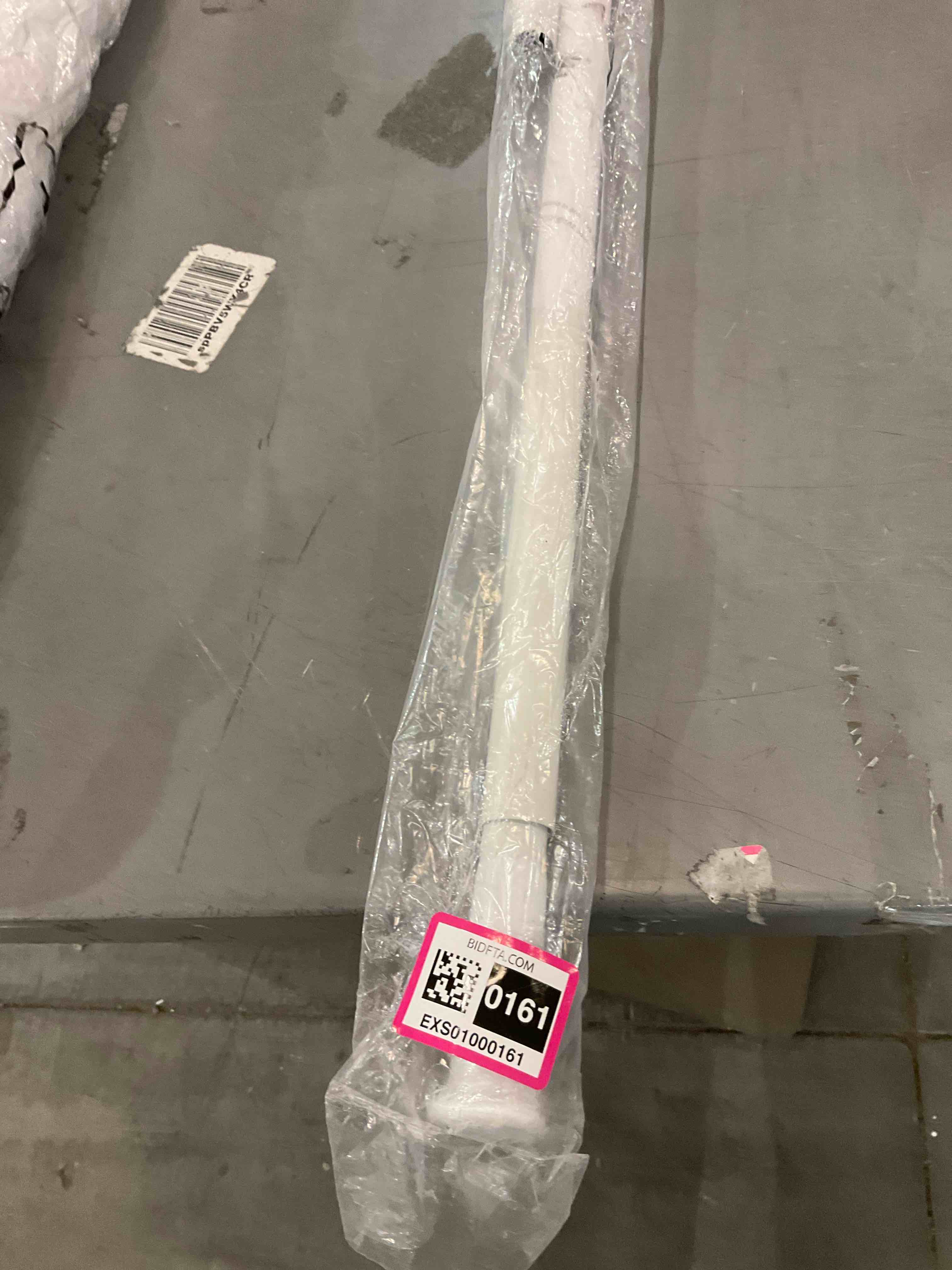 https://s3.amazonaws.com/lotting-images-prod/BargainHunt/EXS01000161_1707336459761.jpeg