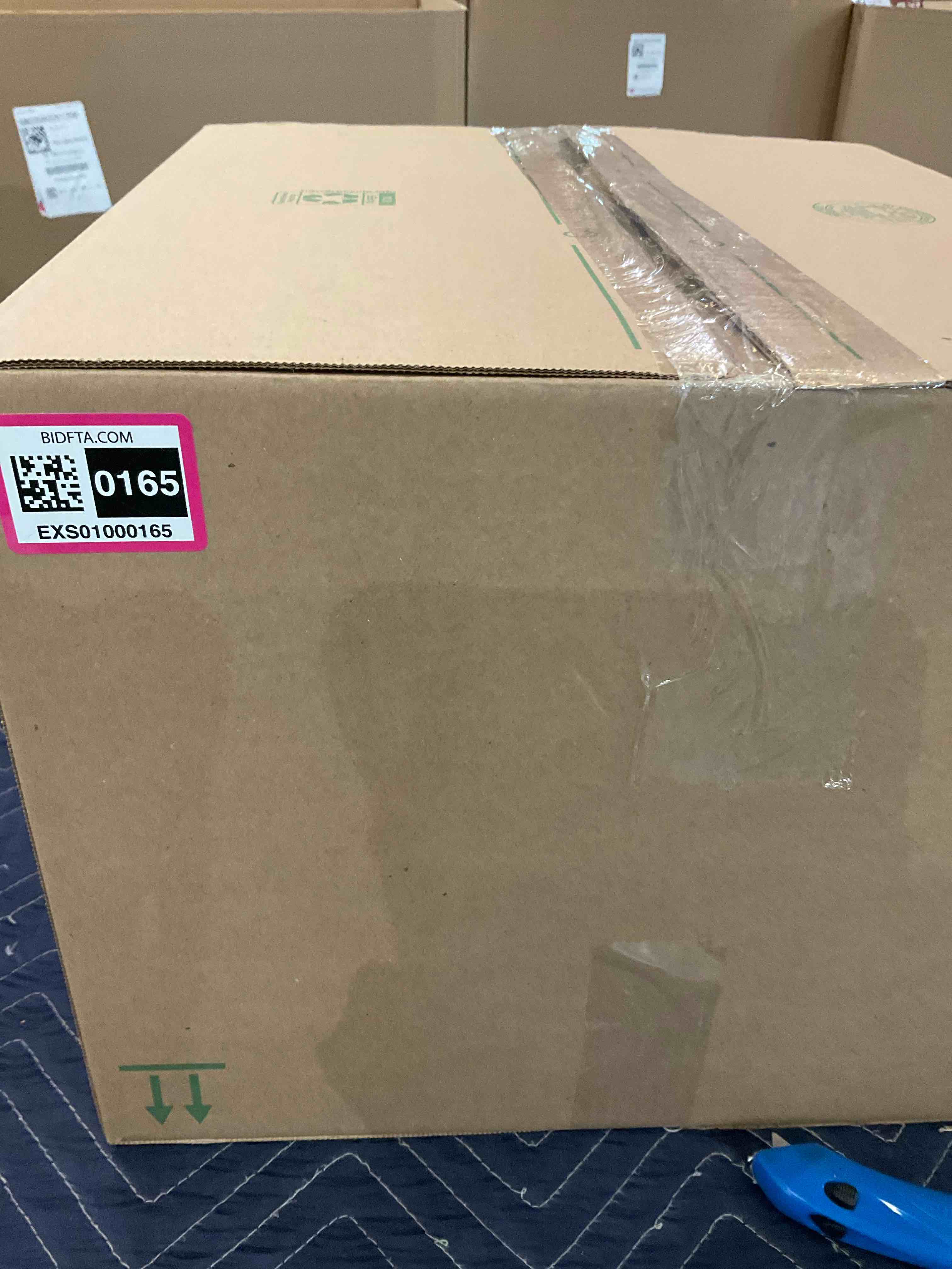 https://s3.amazonaws.com/lotting-images-prod/BargainHunt/EXS01000165_1707336844618.jpeg