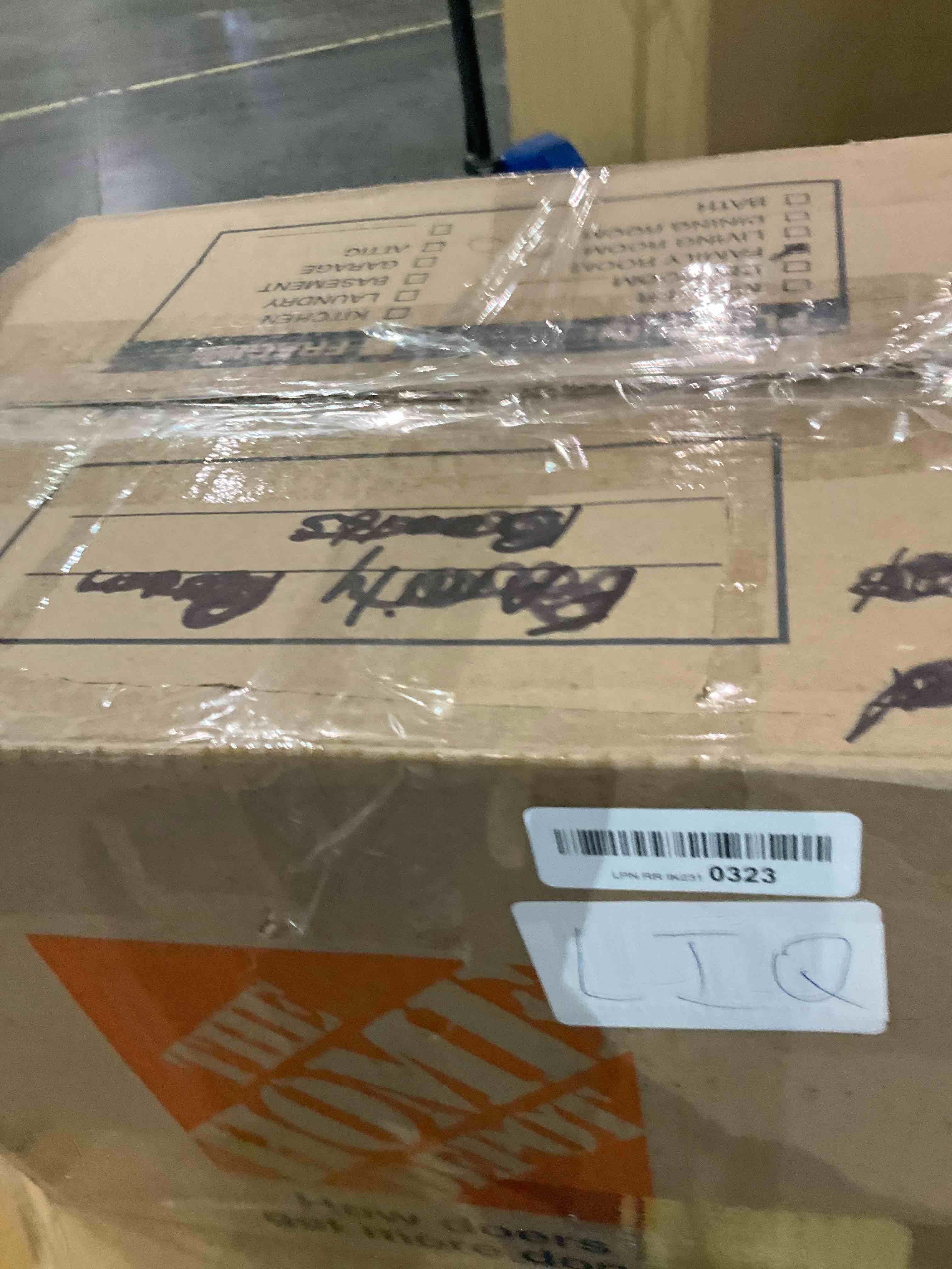 https://s3.amazonaws.com/lotting-images-prod/BargainHunt/EXS01000318_1707481339654.jpeg