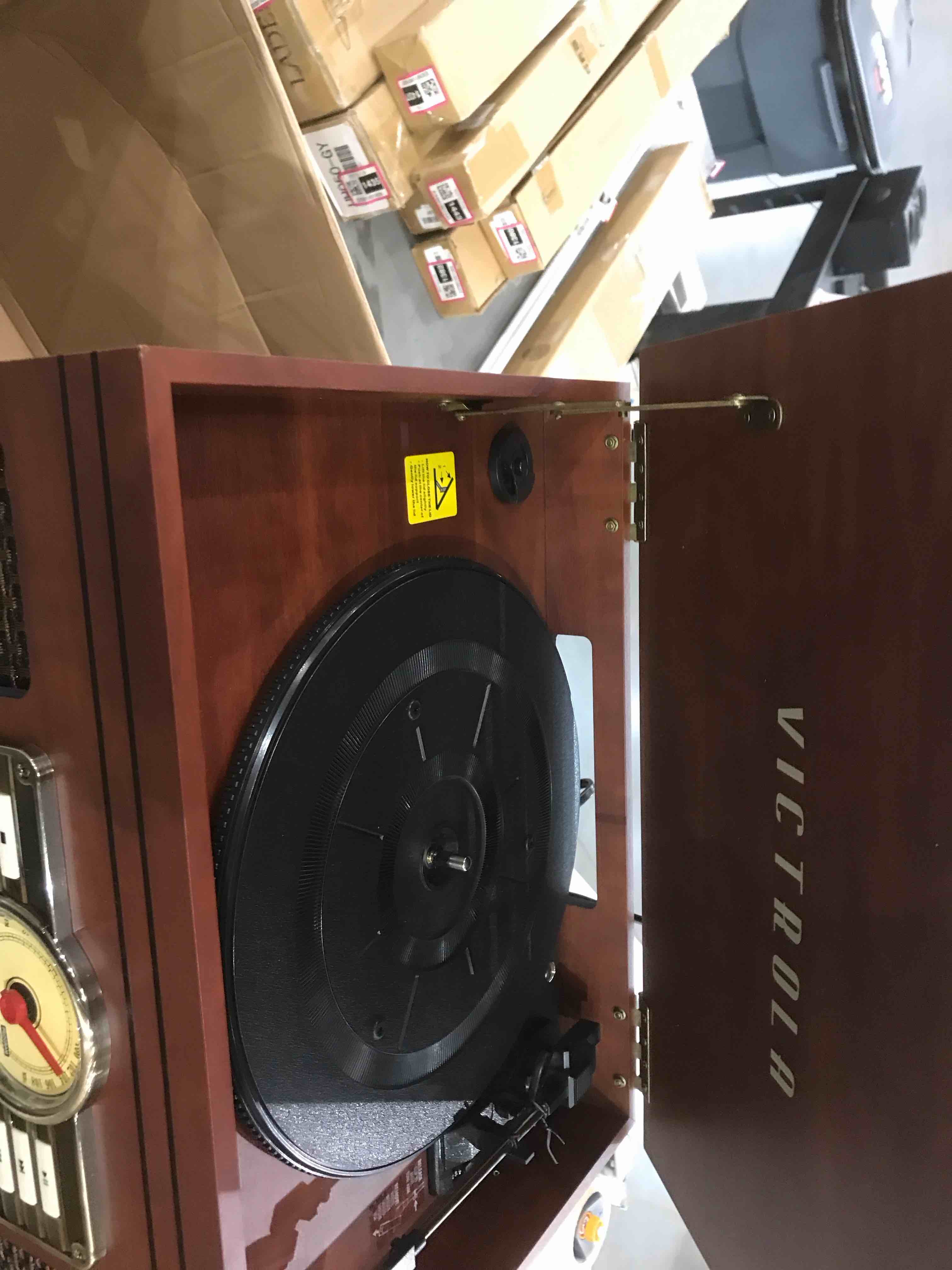 https://s3.amazonaws.com/lotting-images-prod/BargainHunt/EXS01001452_1706731207284.jpeg