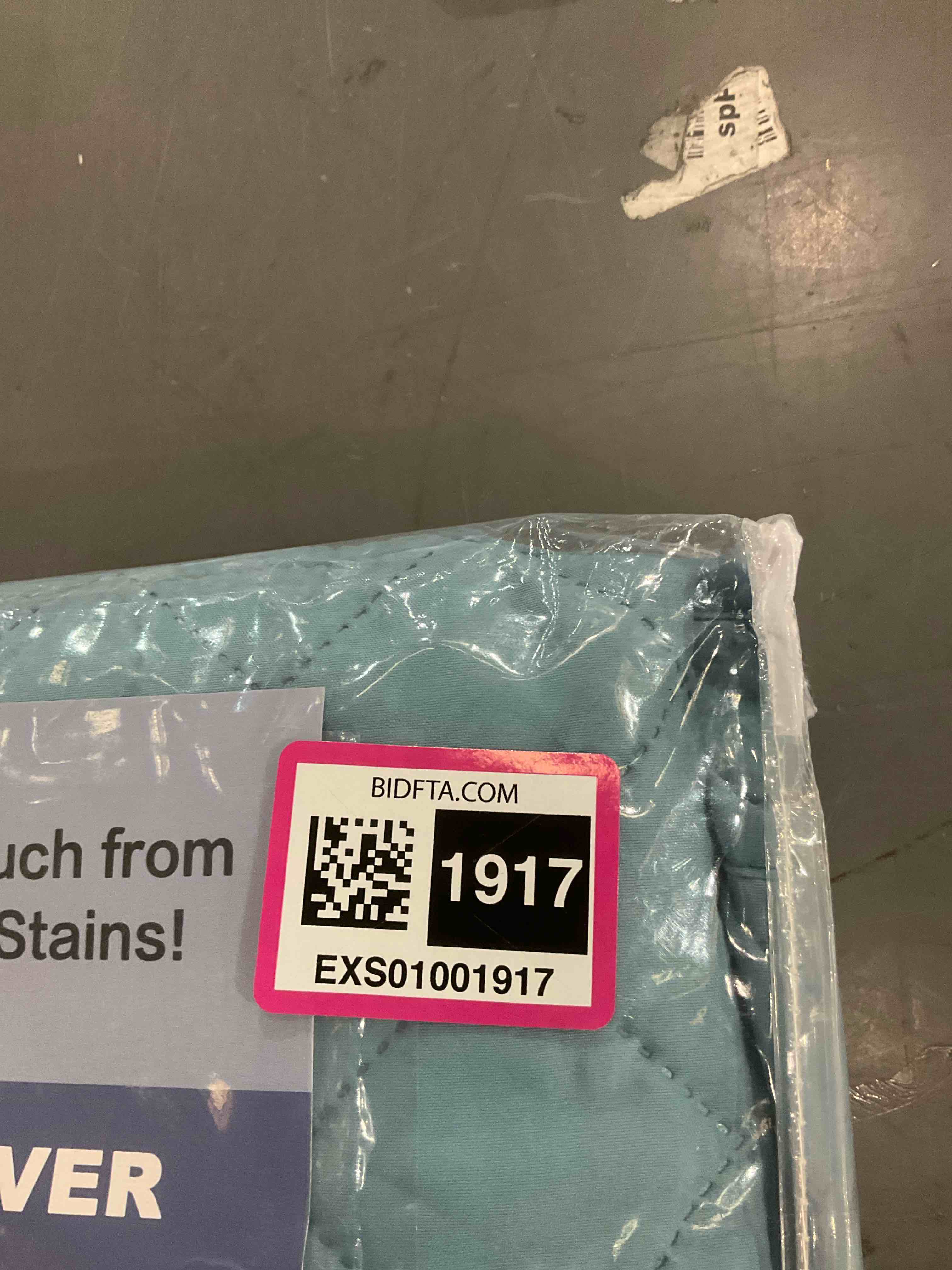 Protects Your Couch from Pets, Spills and Stains!