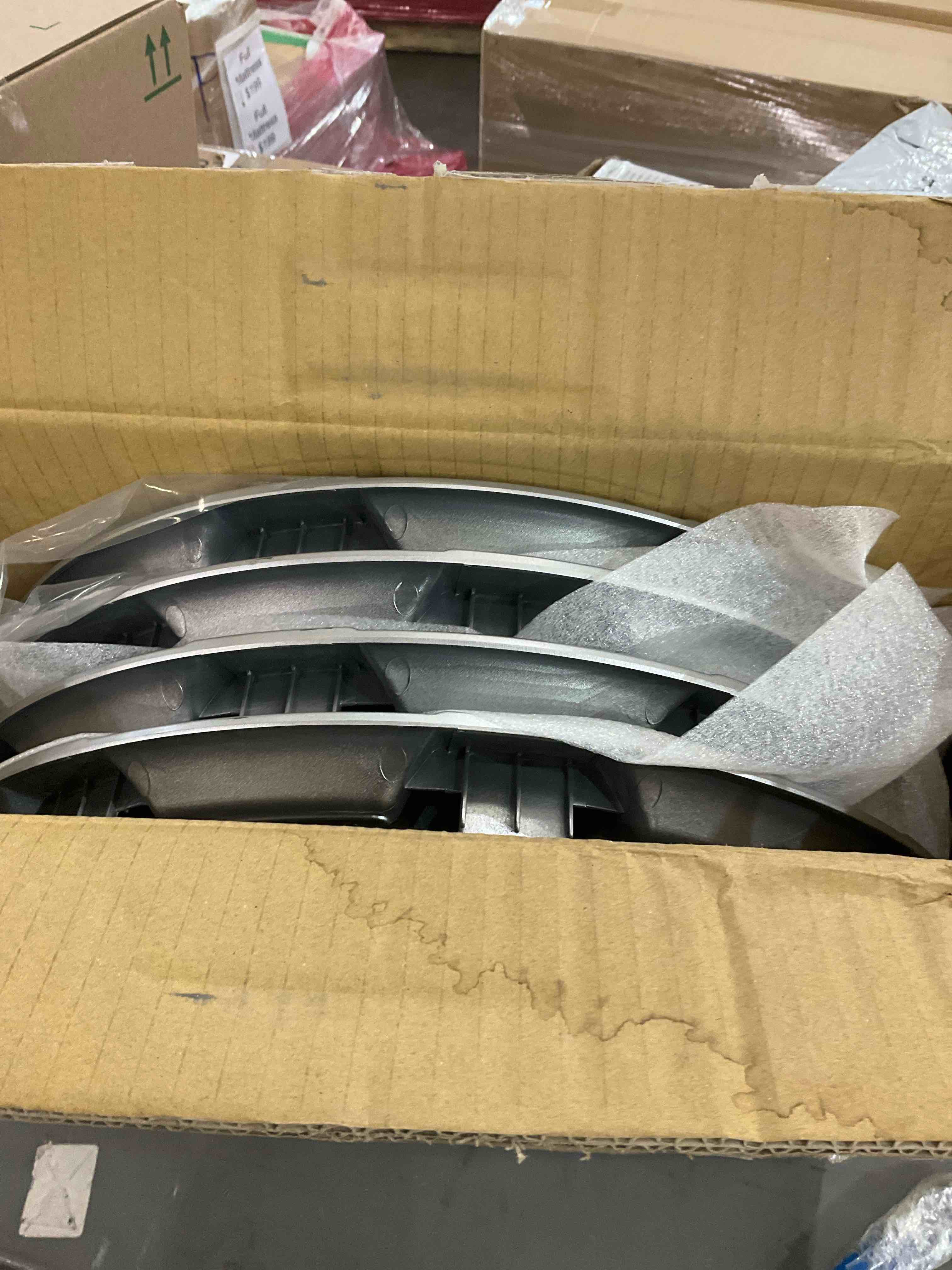 https://s3.amazonaws.com/lotting-images-prod/BargainHunt/EXS01001937_1709216884780.jpeg