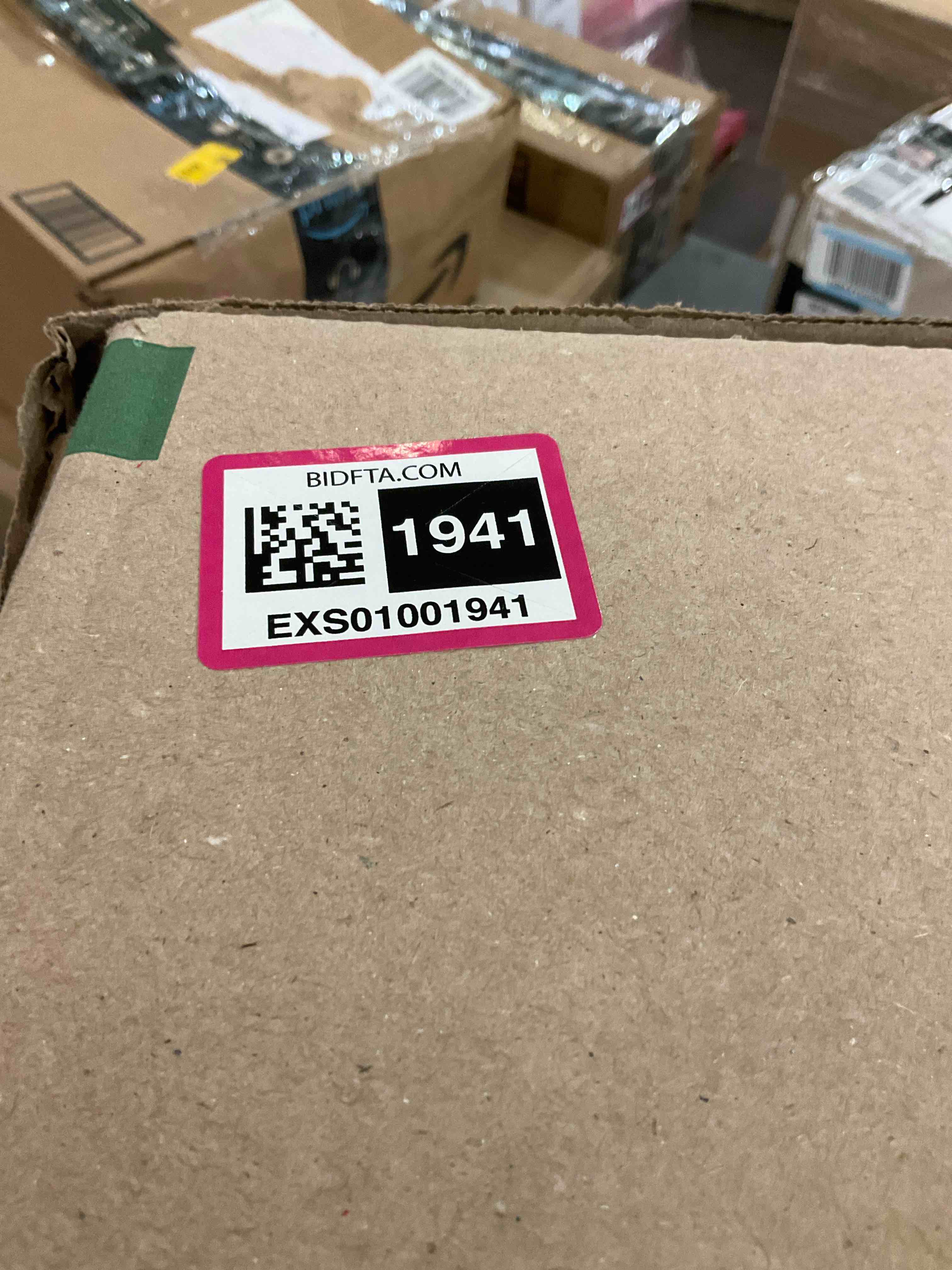 https://s3.amazonaws.com/lotting-images-prod/BargainHunt/EXS01001941_1709218485158.jpeg