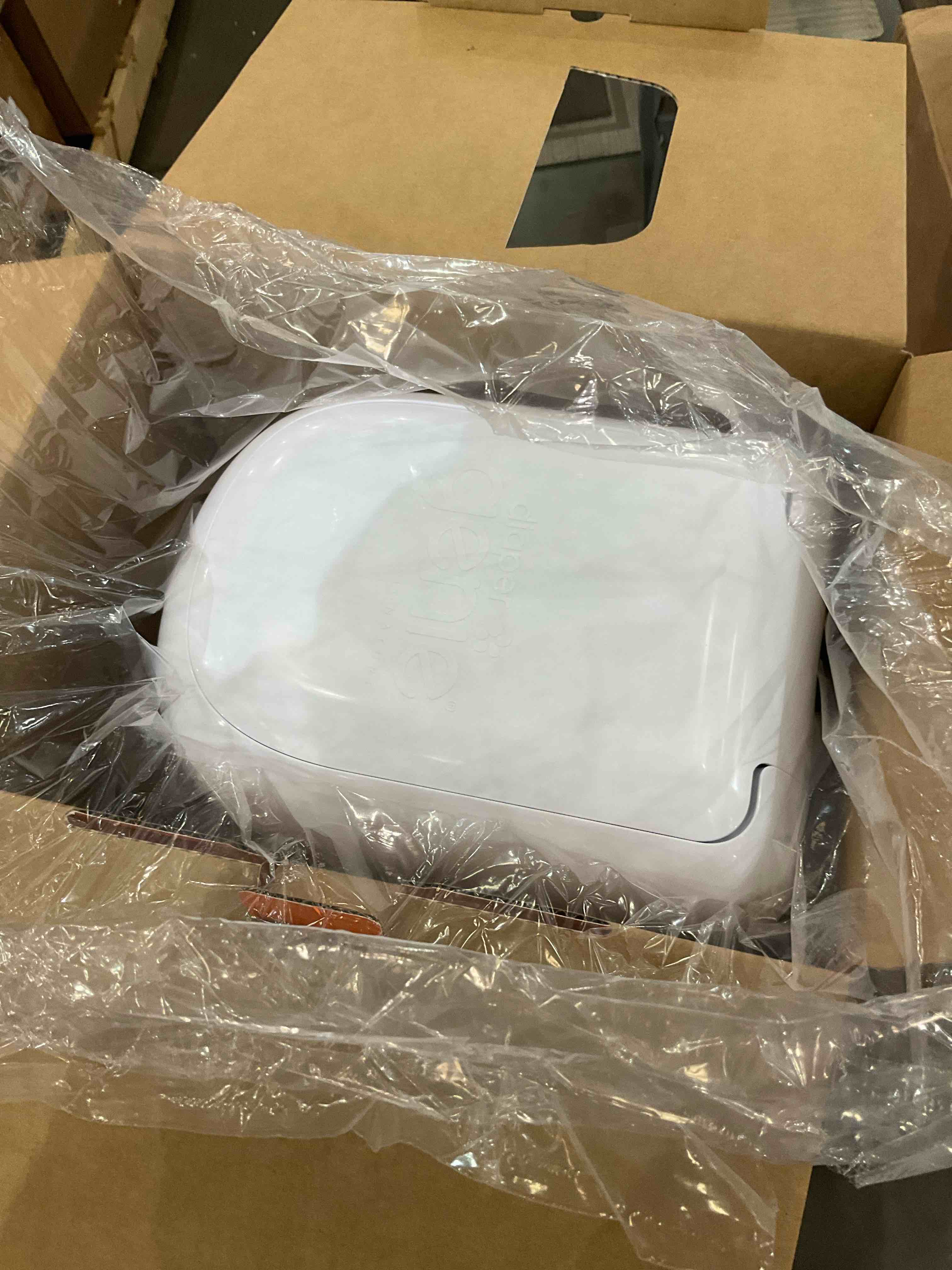 https://s3.amazonaws.com/lotting-images-prod/BargainHunt/EXS01001955_1709217799608.jpeg