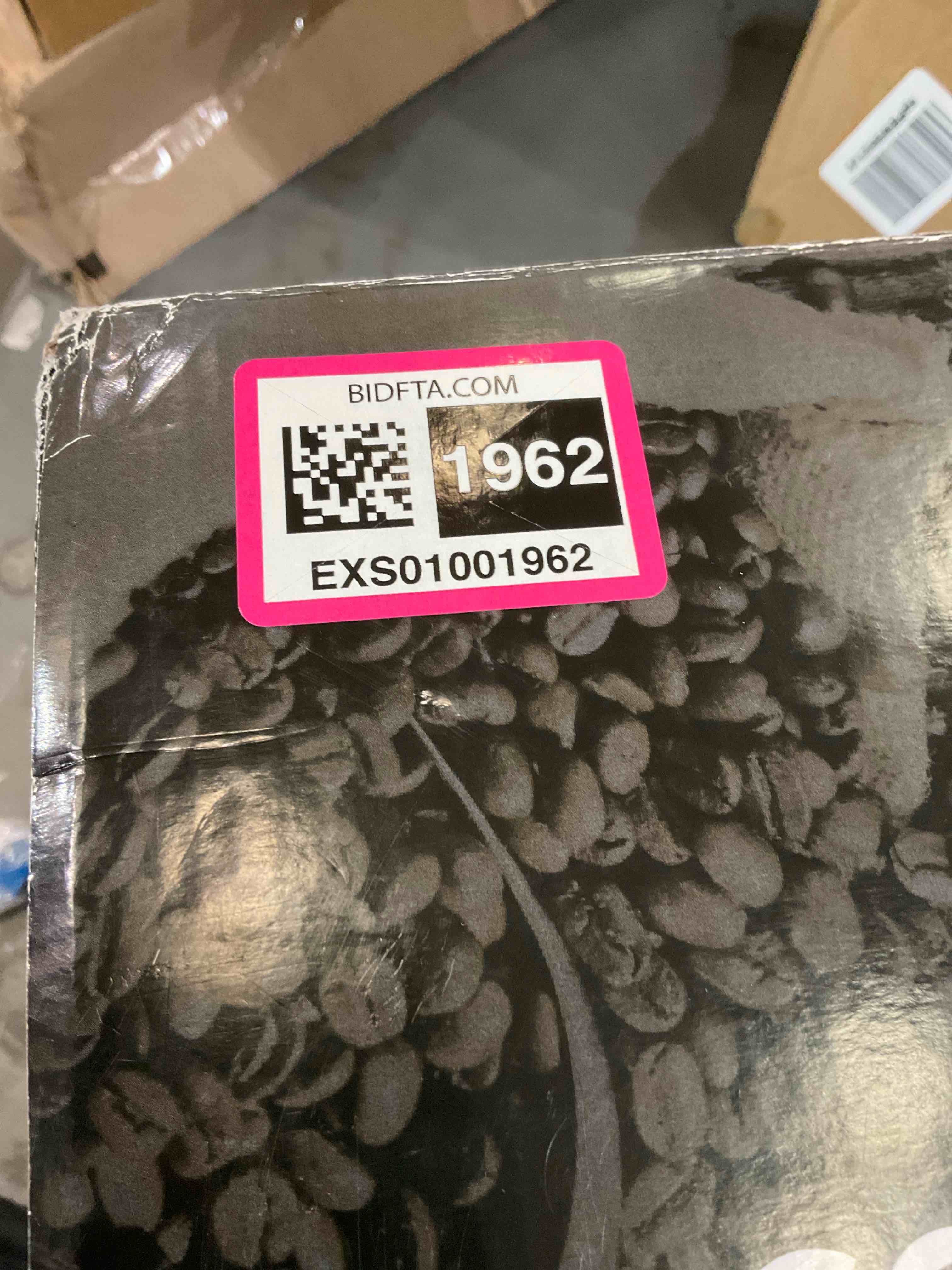https://s3.amazonaws.com/lotting-images-prod/BargainHunt/EXS01001962_1709221066950.jpeg