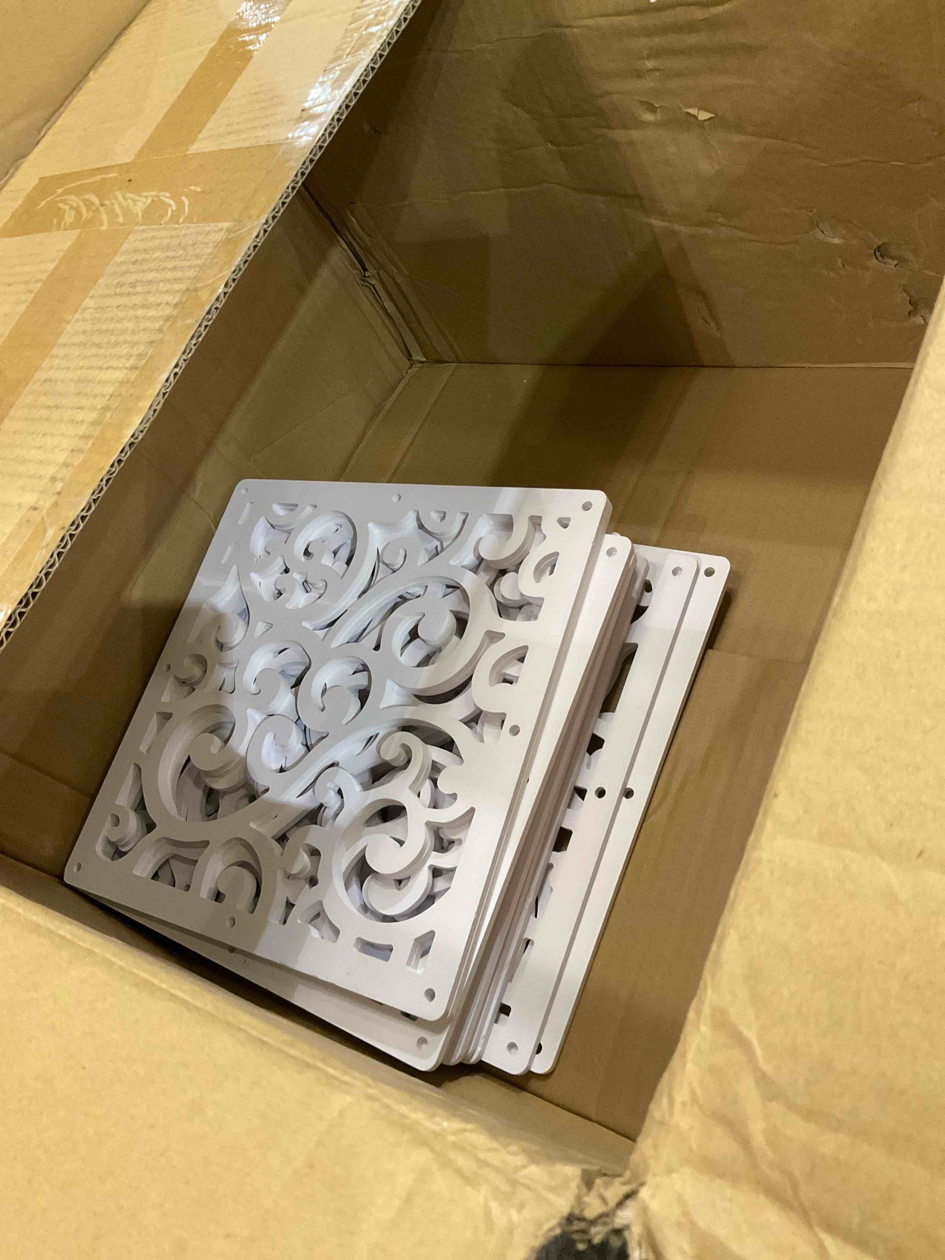 https://s3.amazonaws.com/lotting-images-prod/BargainHunt/EXS01001964_1709220995028.jpeg