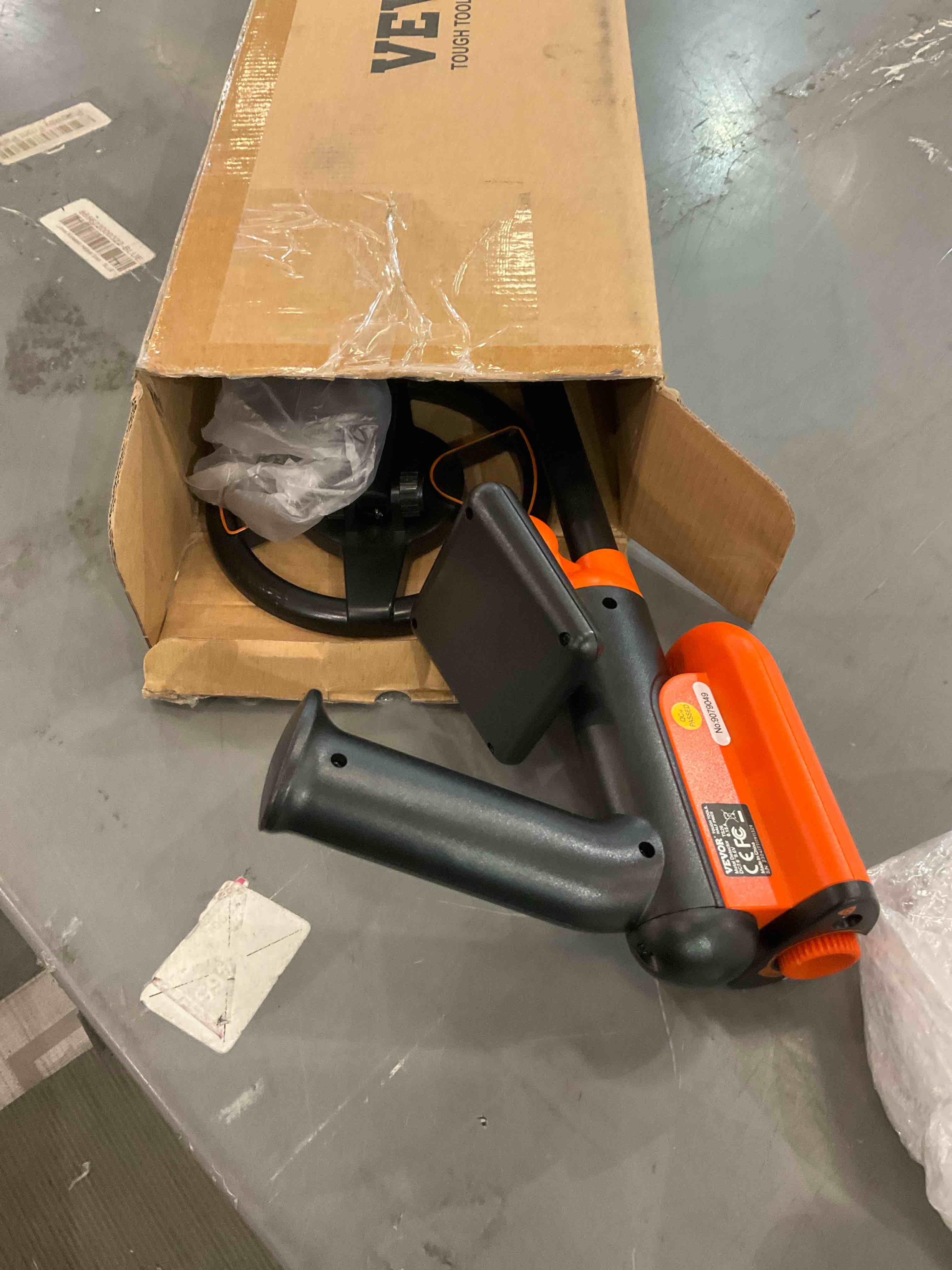 https://s3.amazonaws.com/lotting-images-prod/BargainHunt/EXS01001965_1709221948123.jpeg