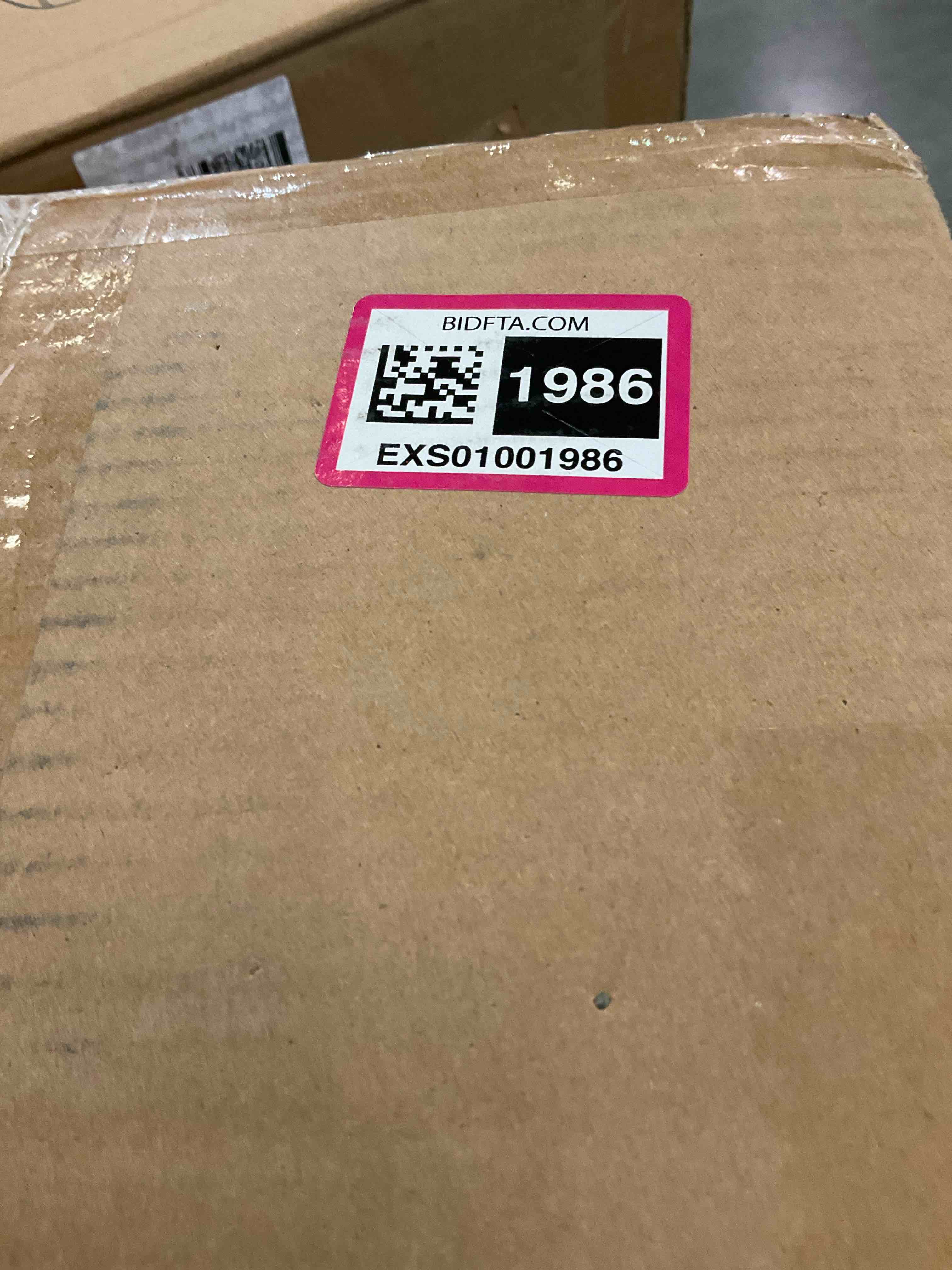 https://s3.amazonaws.com/lotting-images-prod/BargainHunt/EXS01001986_1709224712757.jpeg