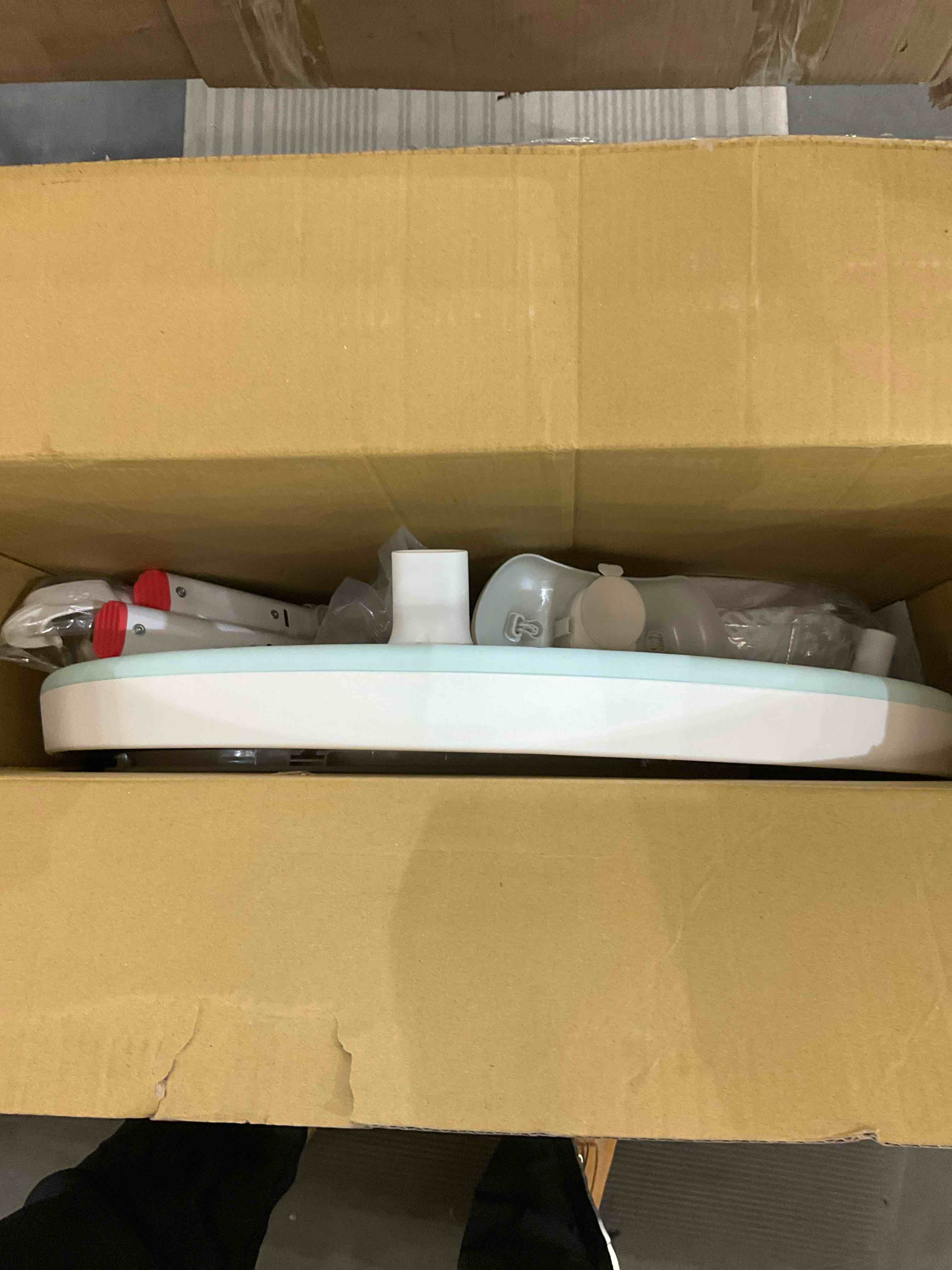 https://s3.amazonaws.com/lotting-images-prod/BargainHunt/EXS01001989_1709224540535.jpeg