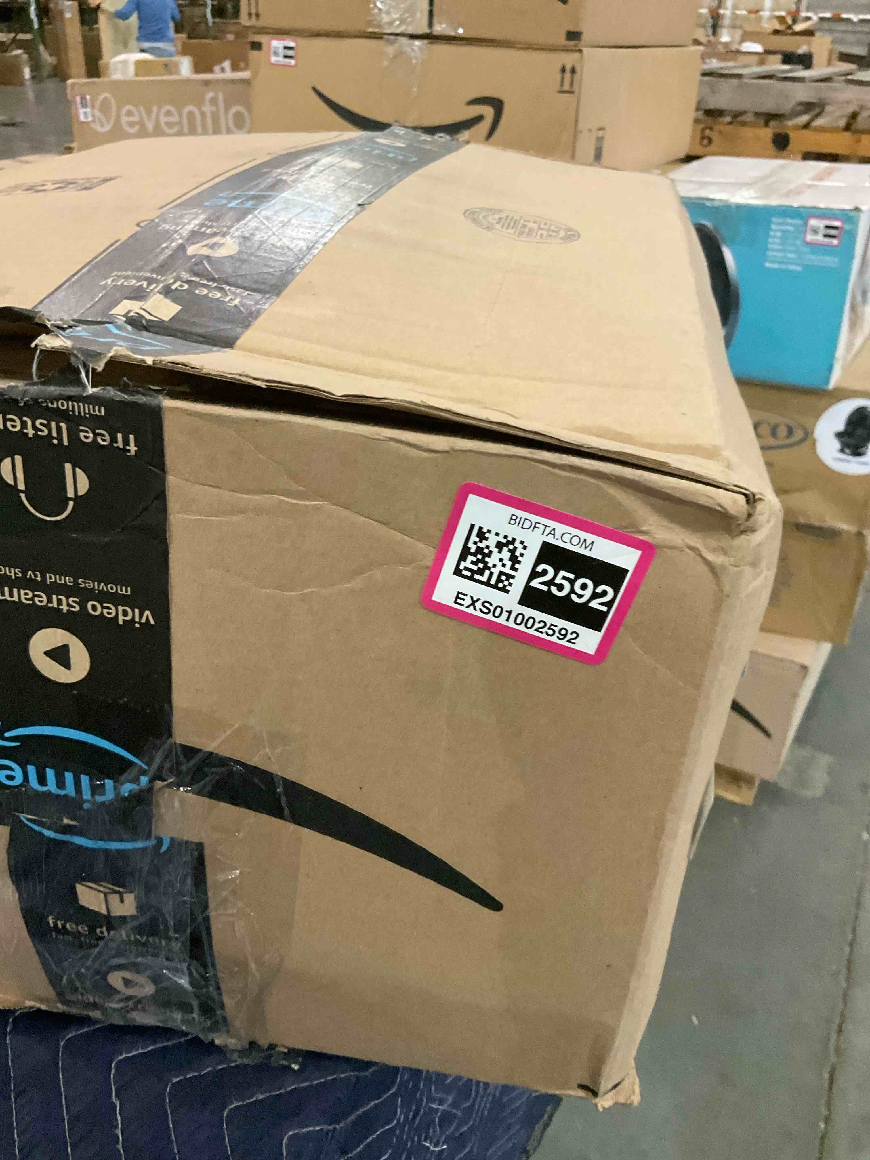 https://s3.amazonaws.com/lotting-images-prod/BargainHunt/EXS01002592_1708529007439.jpeg