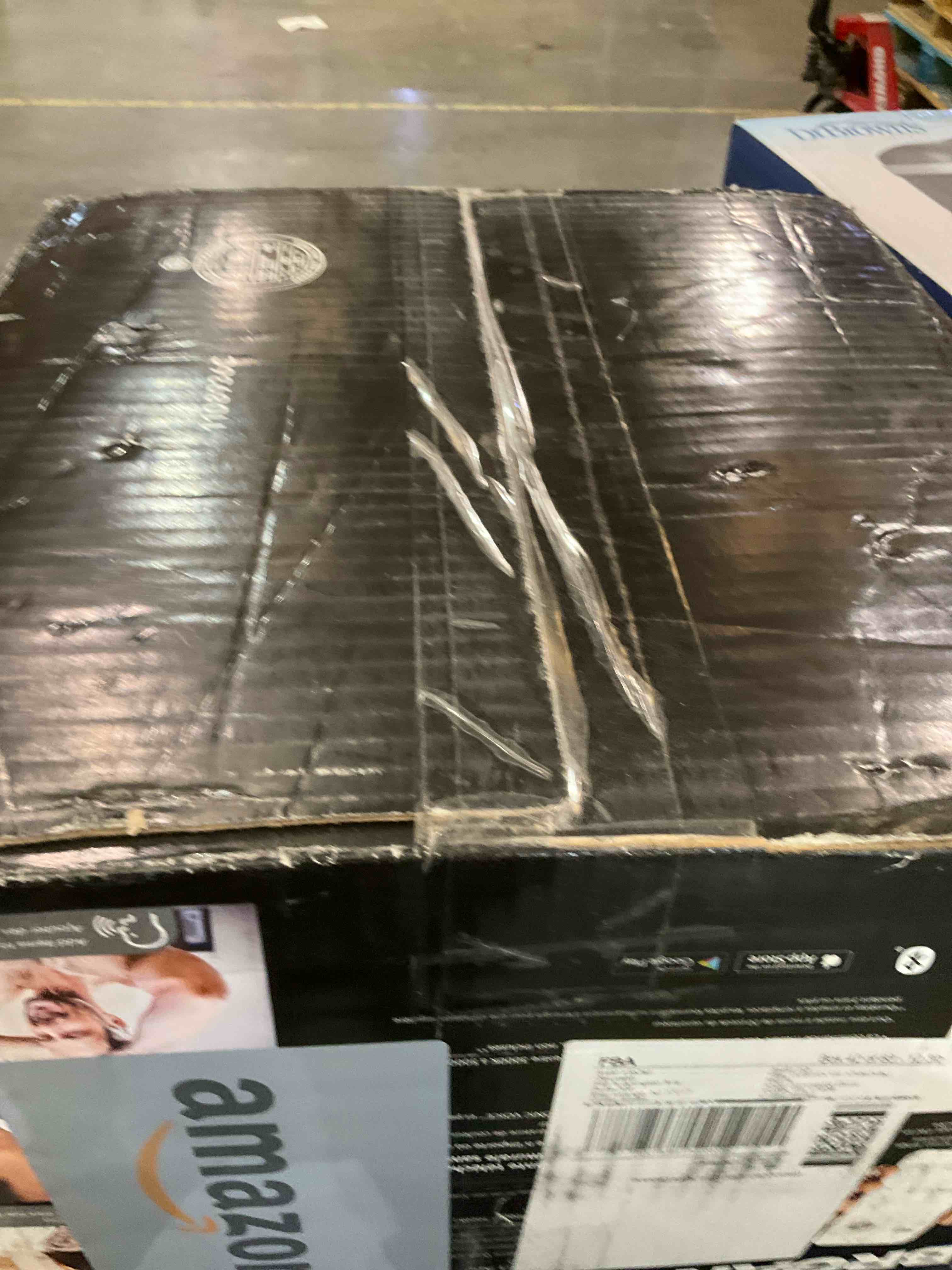 https://s3.amazonaws.com/lotting-images-prod/BargainHunt/EXS01002598_1708529530641.jpeg