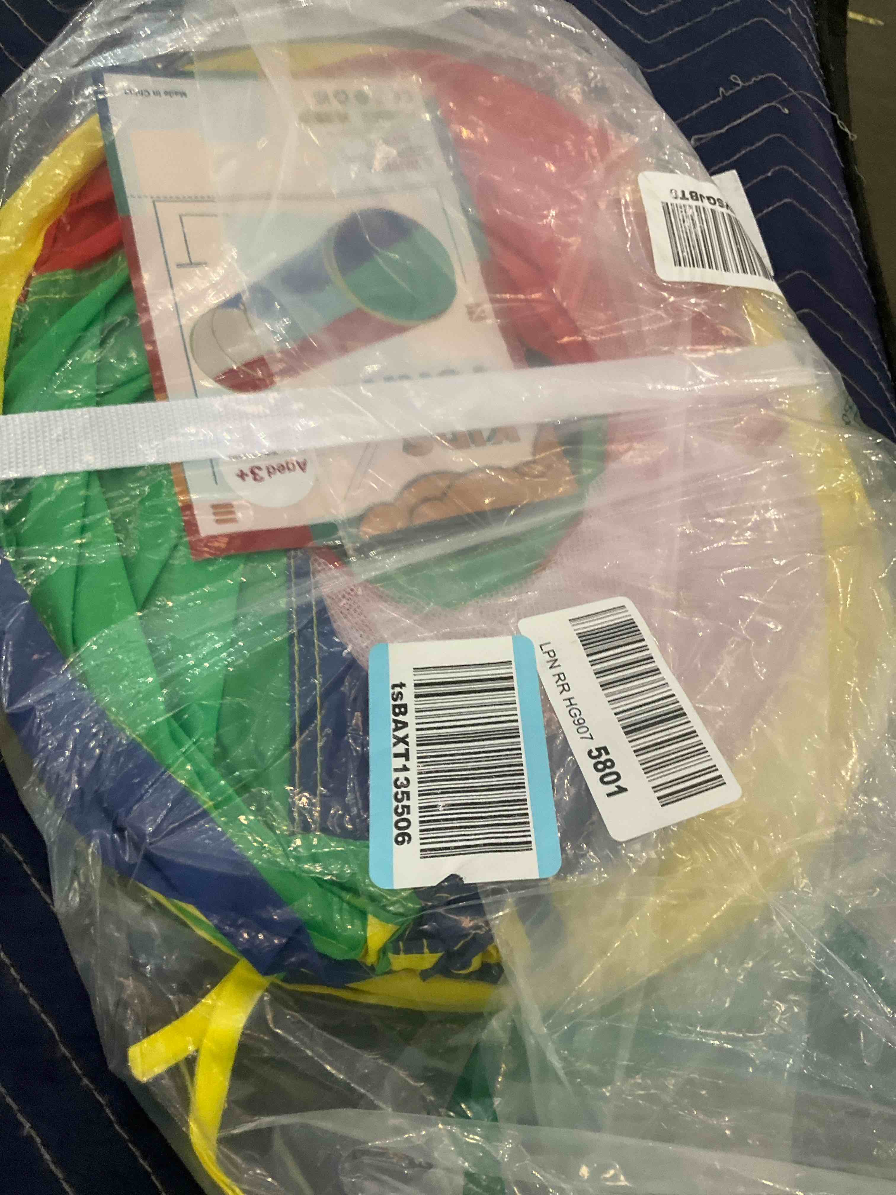 https://s3.amazonaws.com/lotting-images-prod/BargainHunt/EXS01002605_1708530195159.jpeg