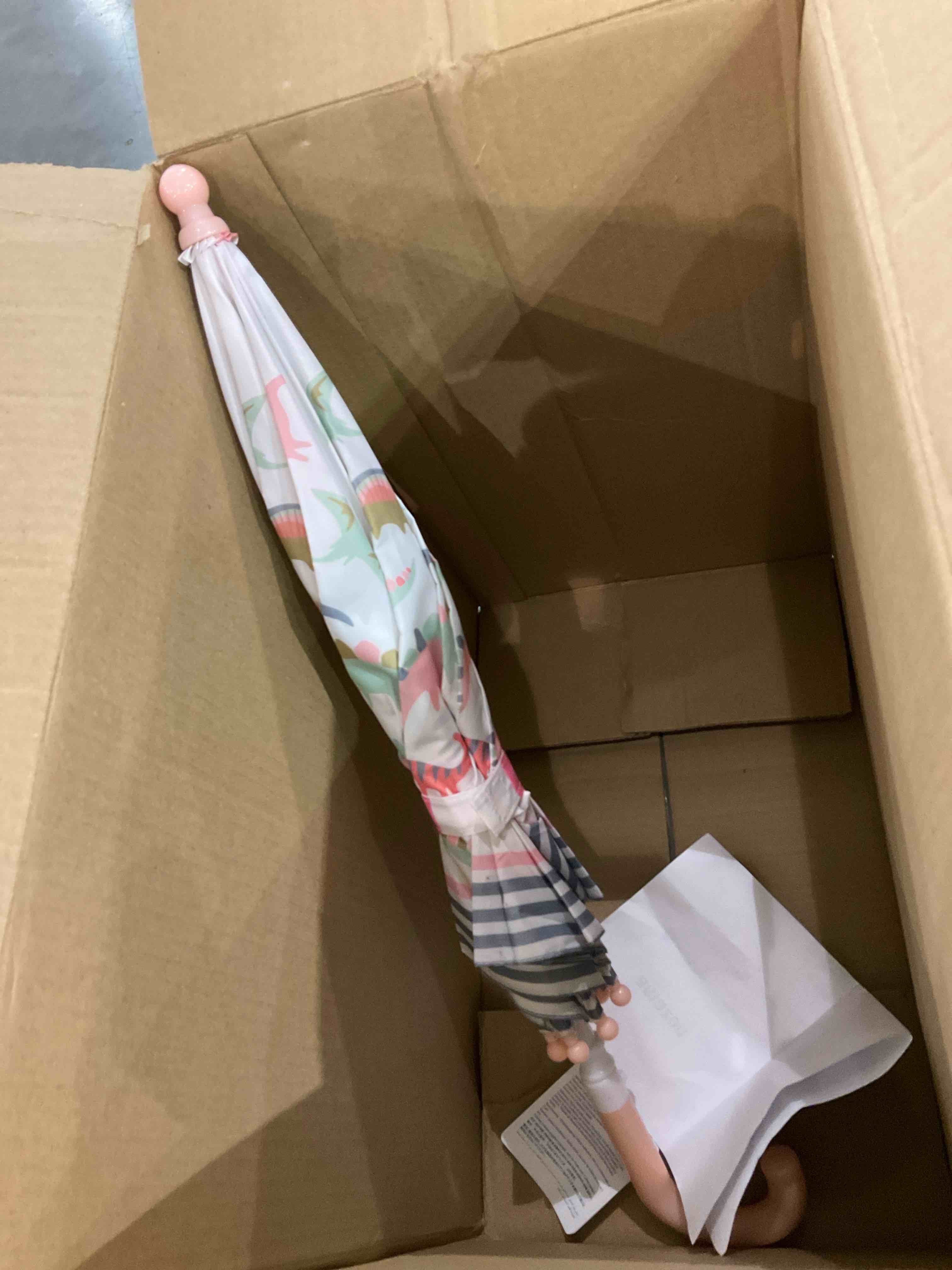 https://s3.amazonaws.com/lotting-images-prod/BargainHunt/EXS01005039_1708521375318.jpeg