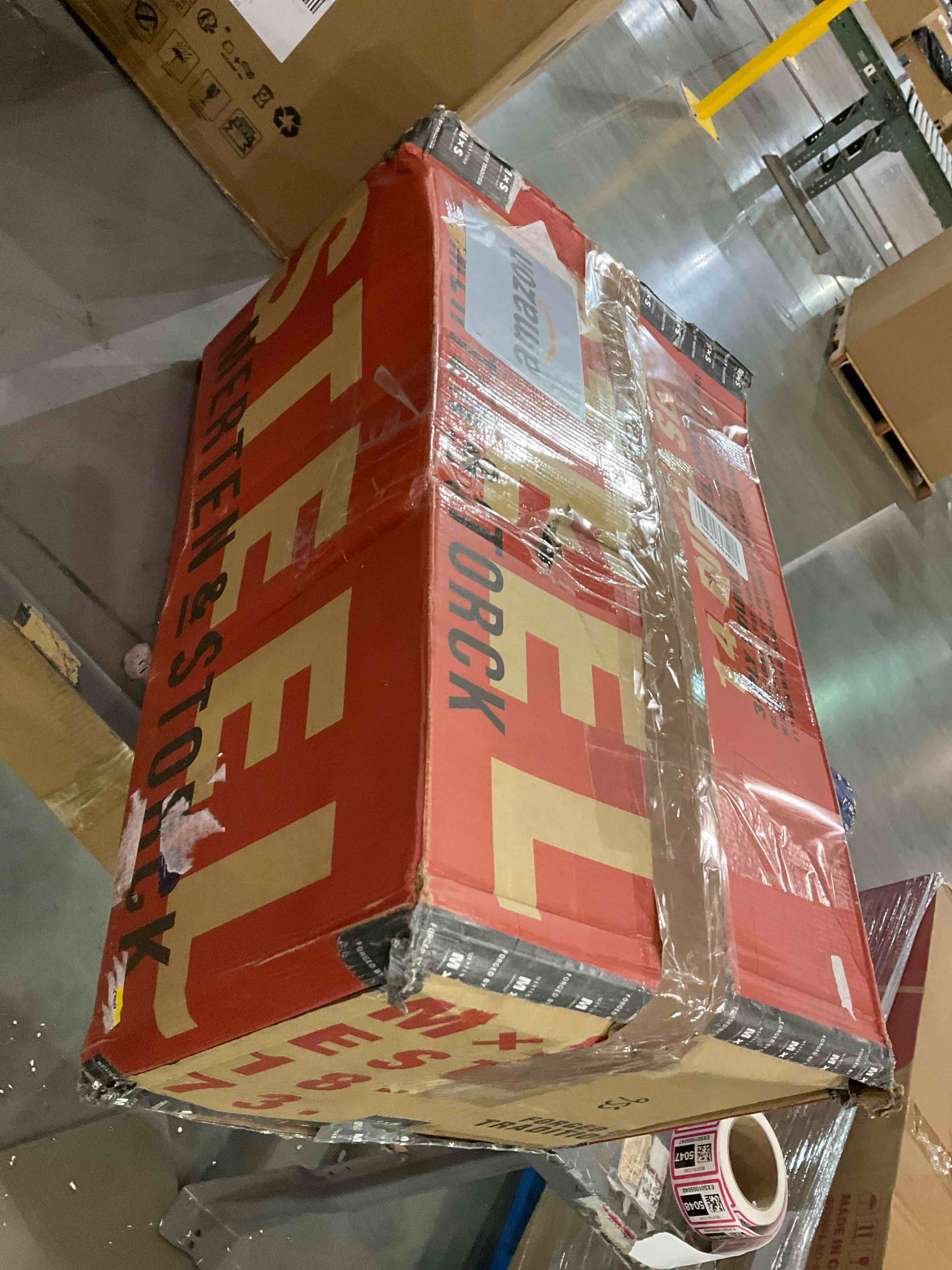 https://s3.amazonaws.com/lotting-images-prod/BargainHunt/EXS01005041_1708521844484.jpeg