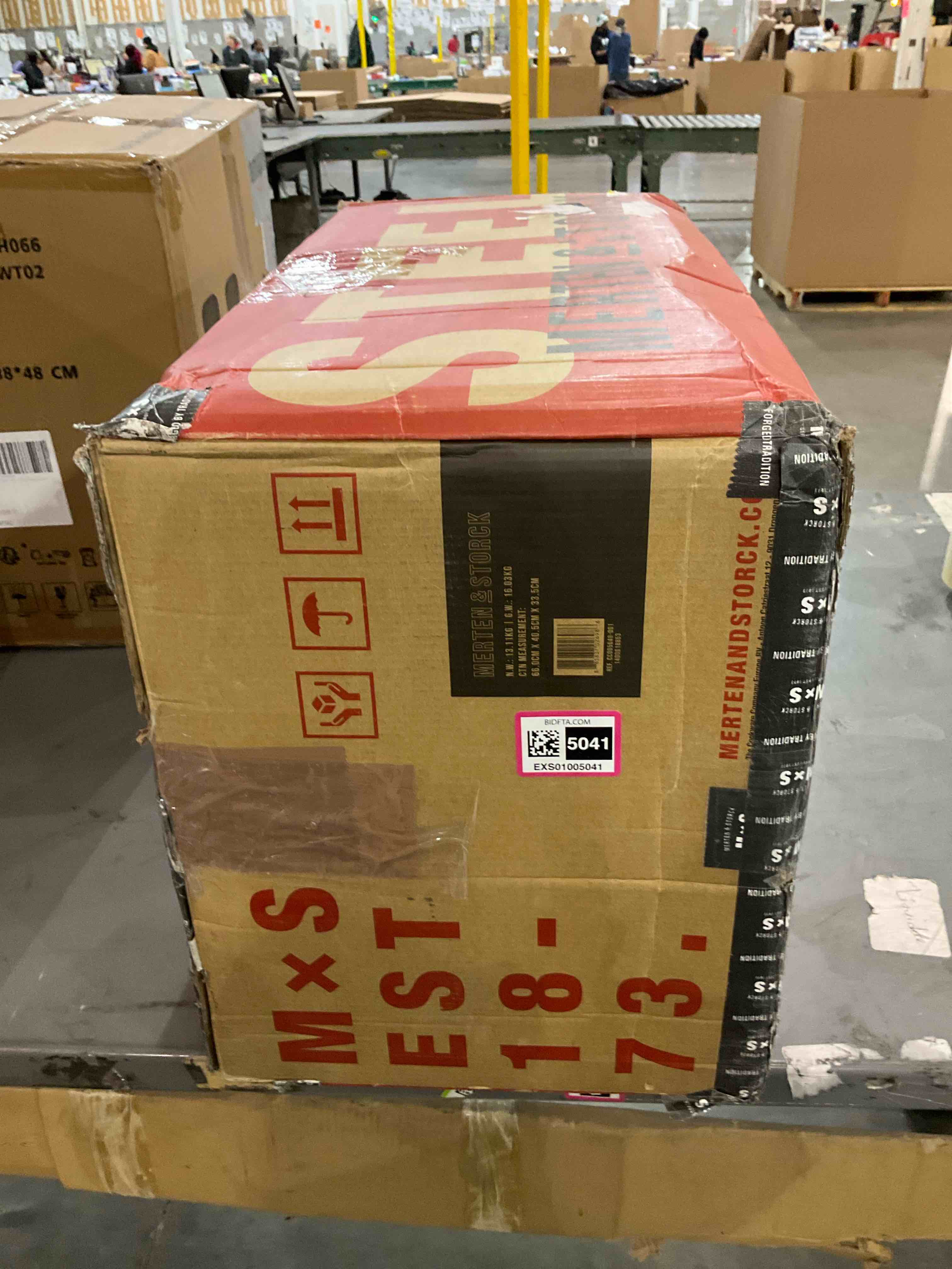 https://s3.amazonaws.com/lotting-images-prod/BargainHunt/EXS01005041_1708521941124.jpeg