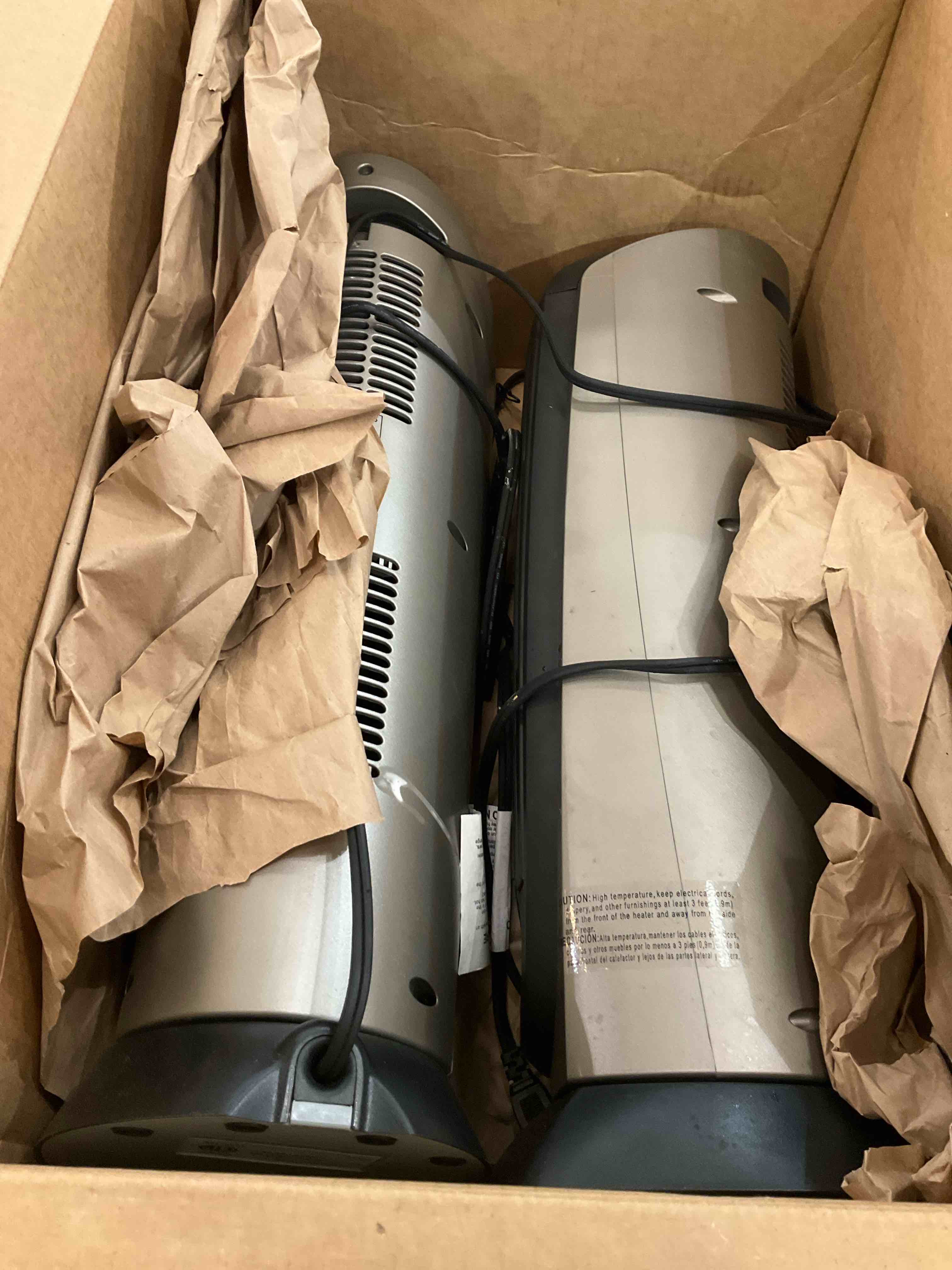 https://s3.amazonaws.com/lotting-images-prod/BargainHunt/EXS01005077_1708533454700.jpeg