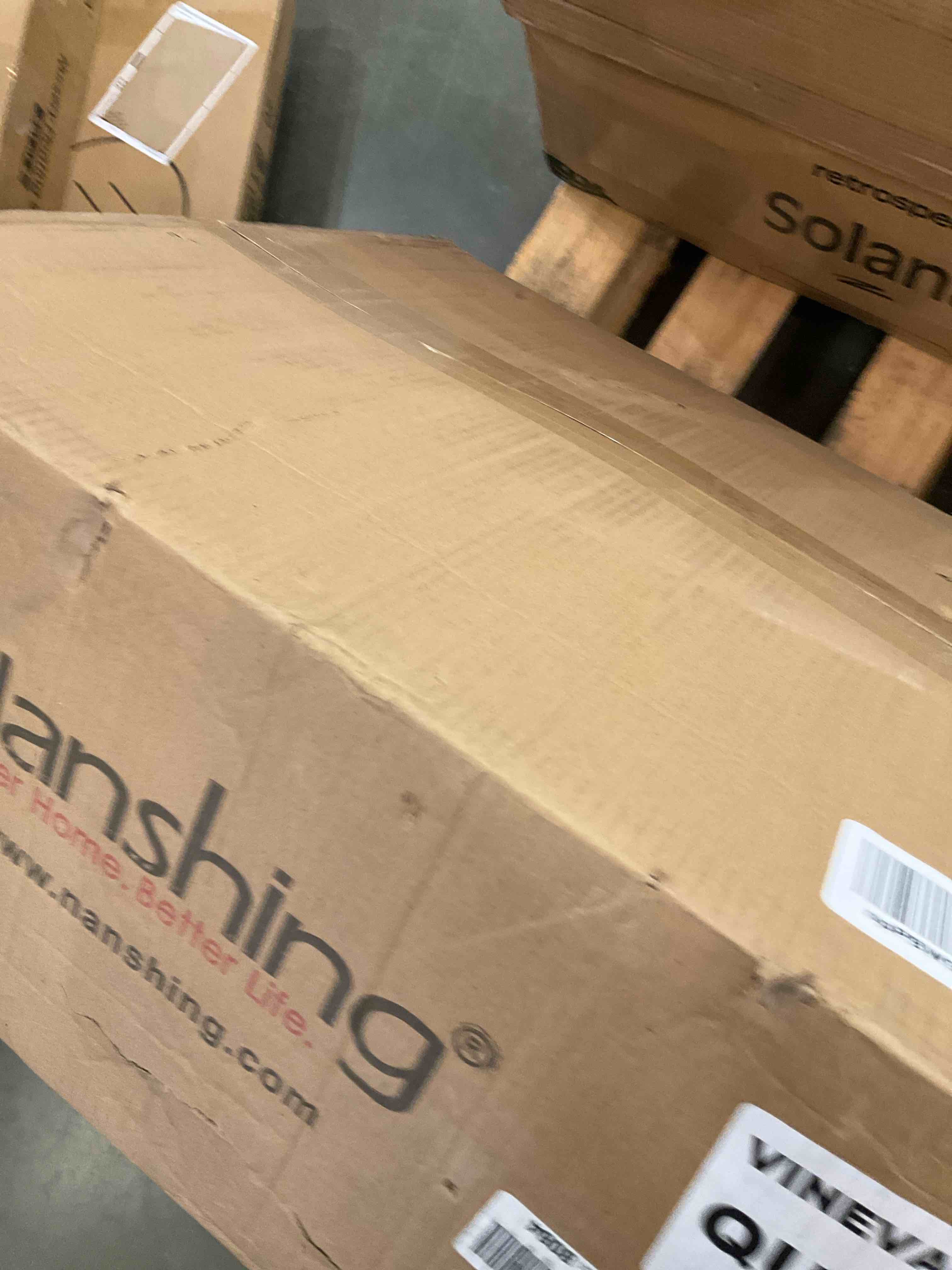 https://s3.amazonaws.com/lotting-images-prod/BargainHunt/EXS01006418_1709228345909.jpeg