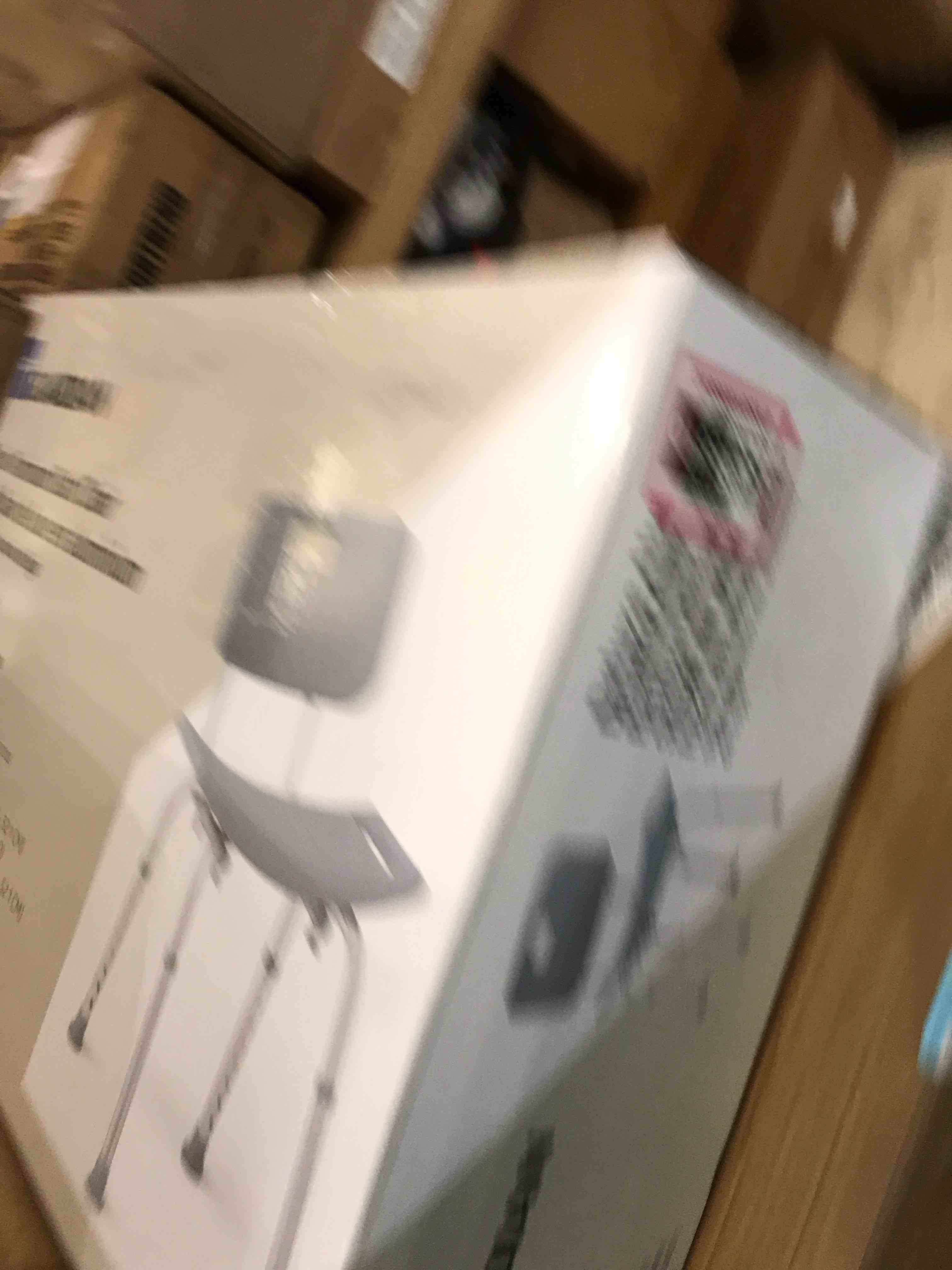 https://s3.amazonaws.com/lotting-images-prod/BargainHunt/EXS01006610_1708107753921.jpeg