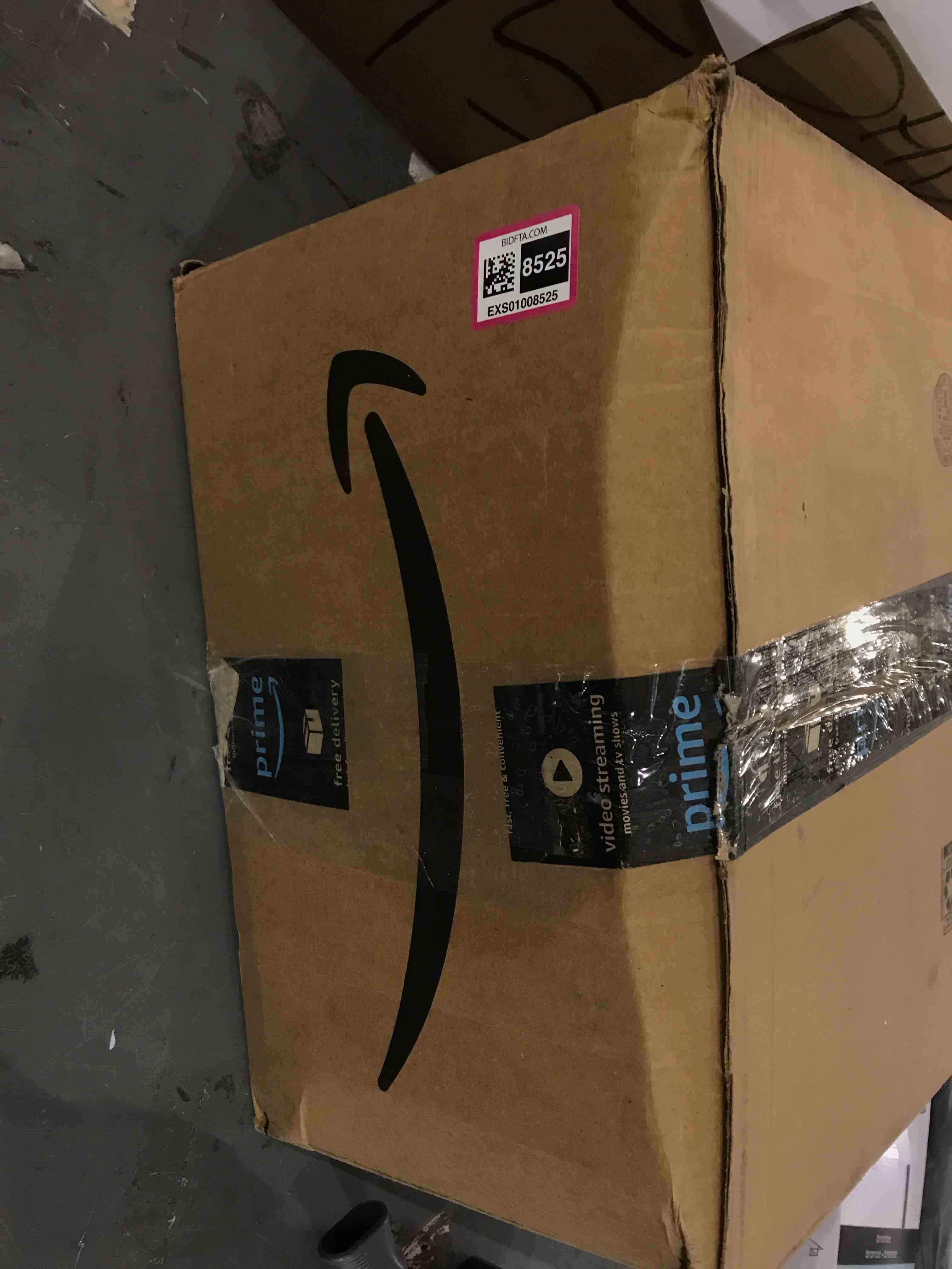 https://s3.amazonaws.com/lotting-images-prod/BargainHunt/EXS01008525_1706792836437.jpeg