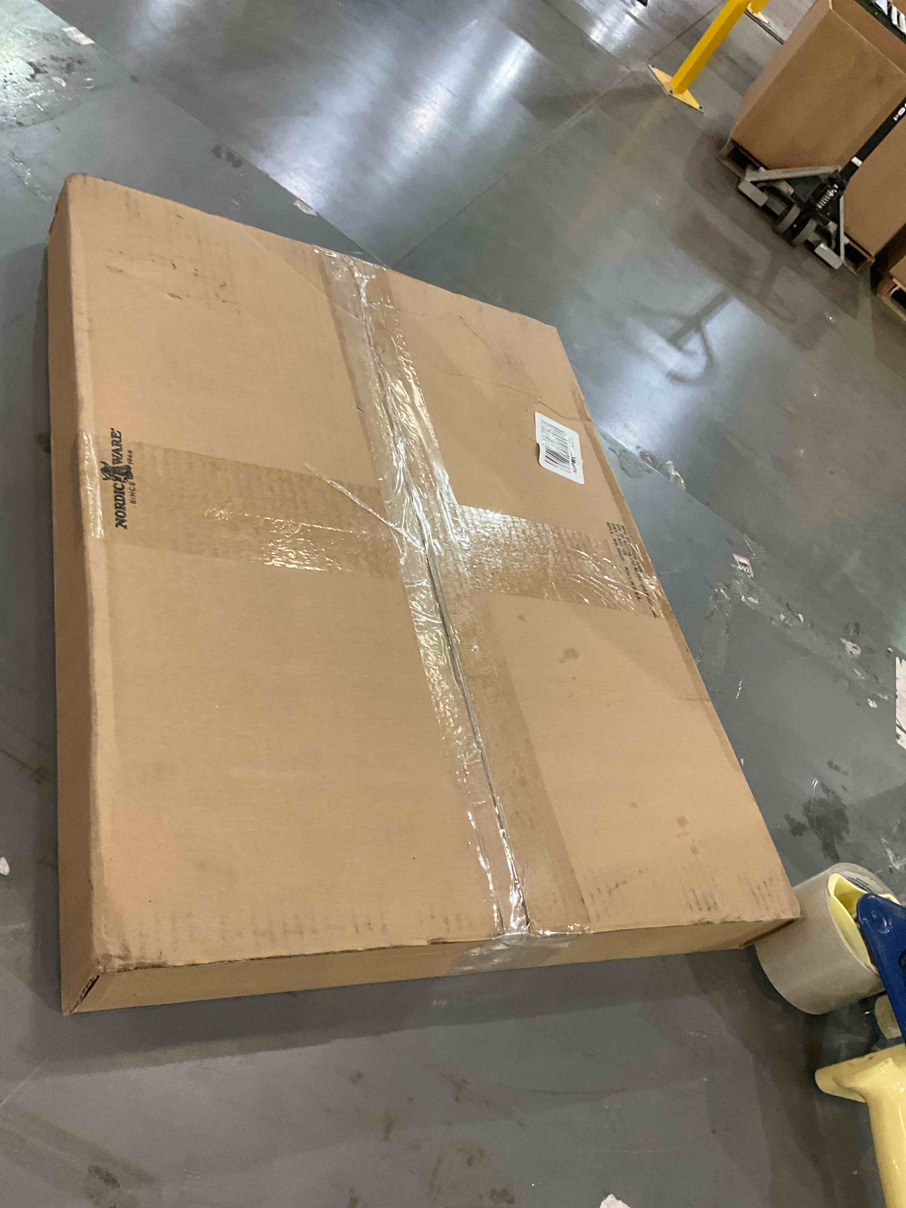 https://s3.amazonaws.com/lotting-images-prod/BargainHunt/EXS01009754_1708097120463.jpeg