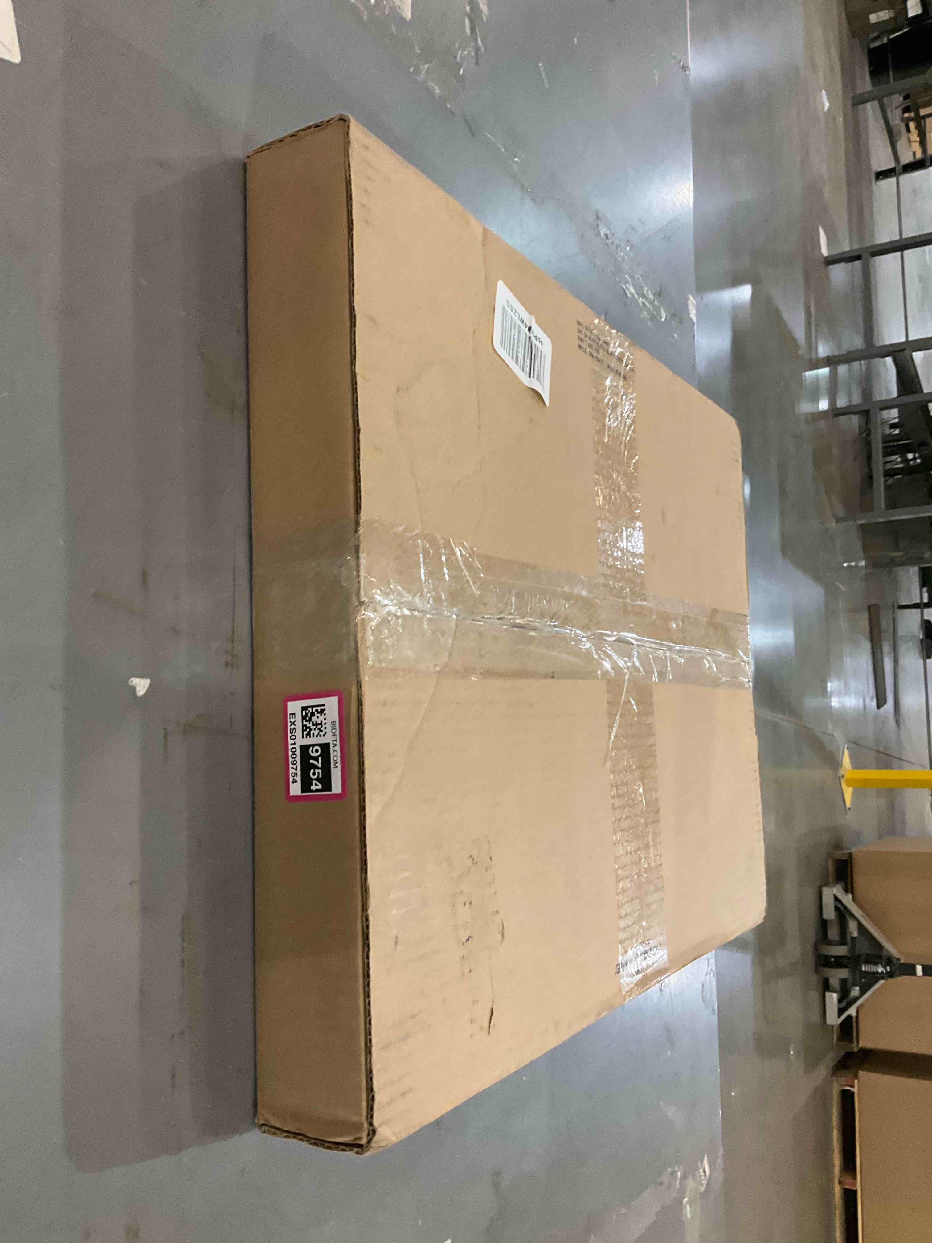 https://s3.amazonaws.com/lotting-images-prod/BargainHunt/EXS01009754_1708097189371.jpeg