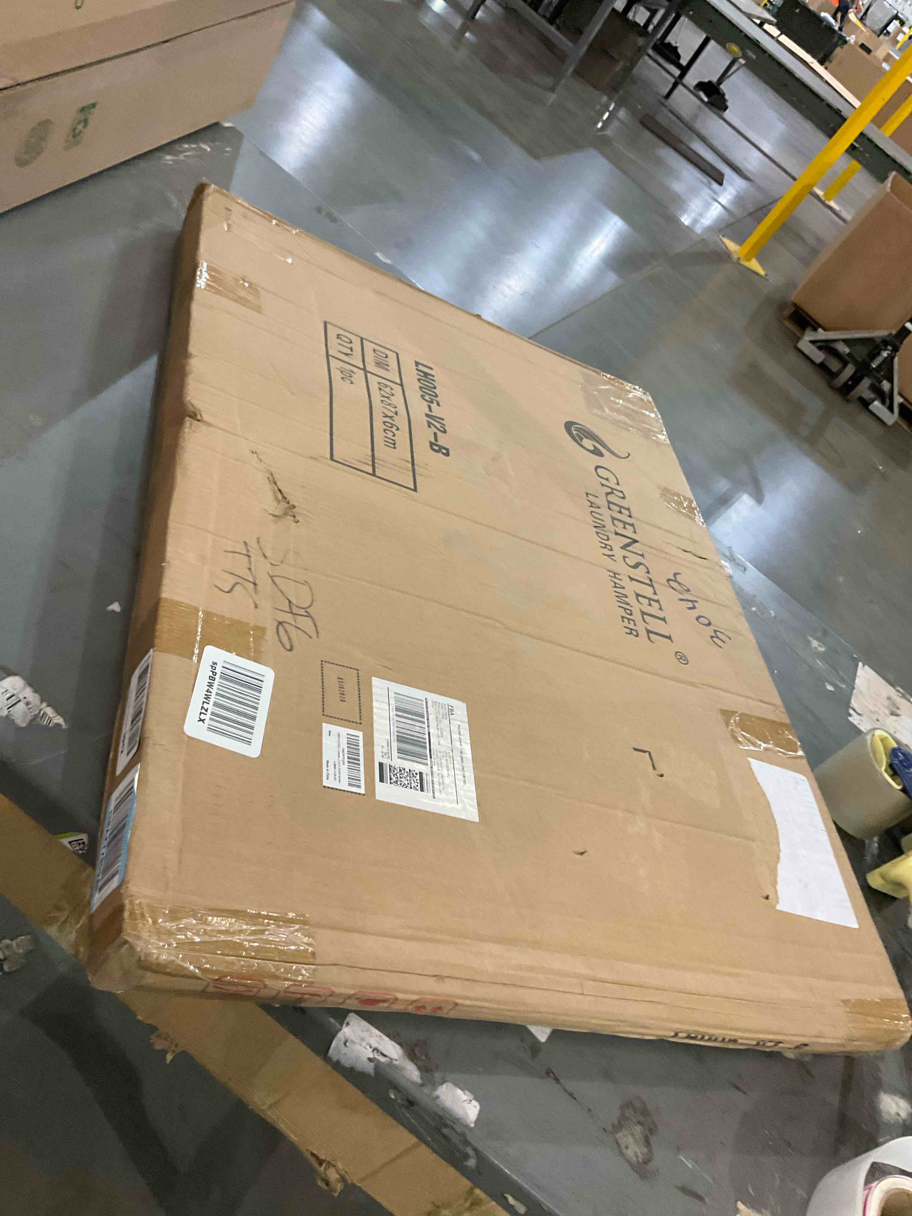 https://s3.amazonaws.com/lotting-images-prod/BargainHunt/EXS01009755_1708097469389.jpeg