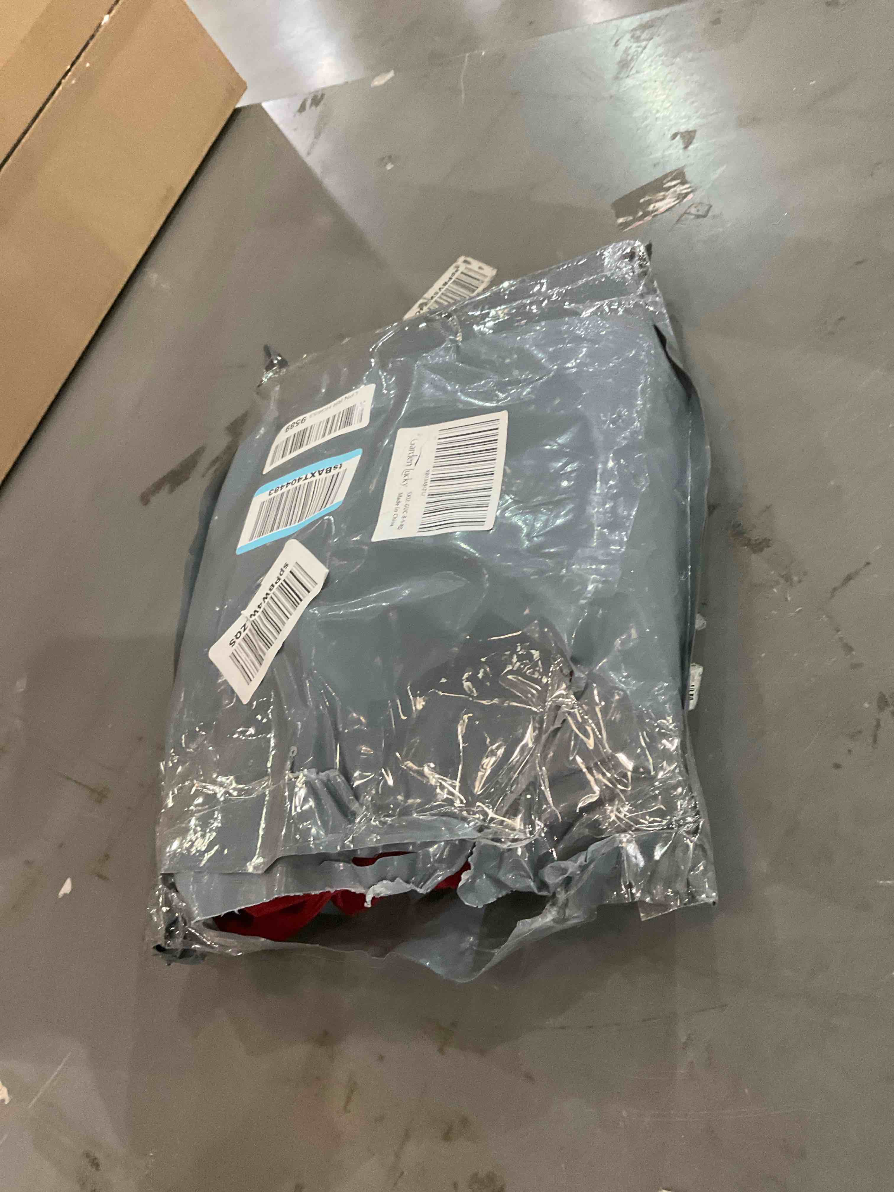 https://s3.amazonaws.com/lotting-images-prod/BargainHunt/EXS01009756_1708097673279.jpeg