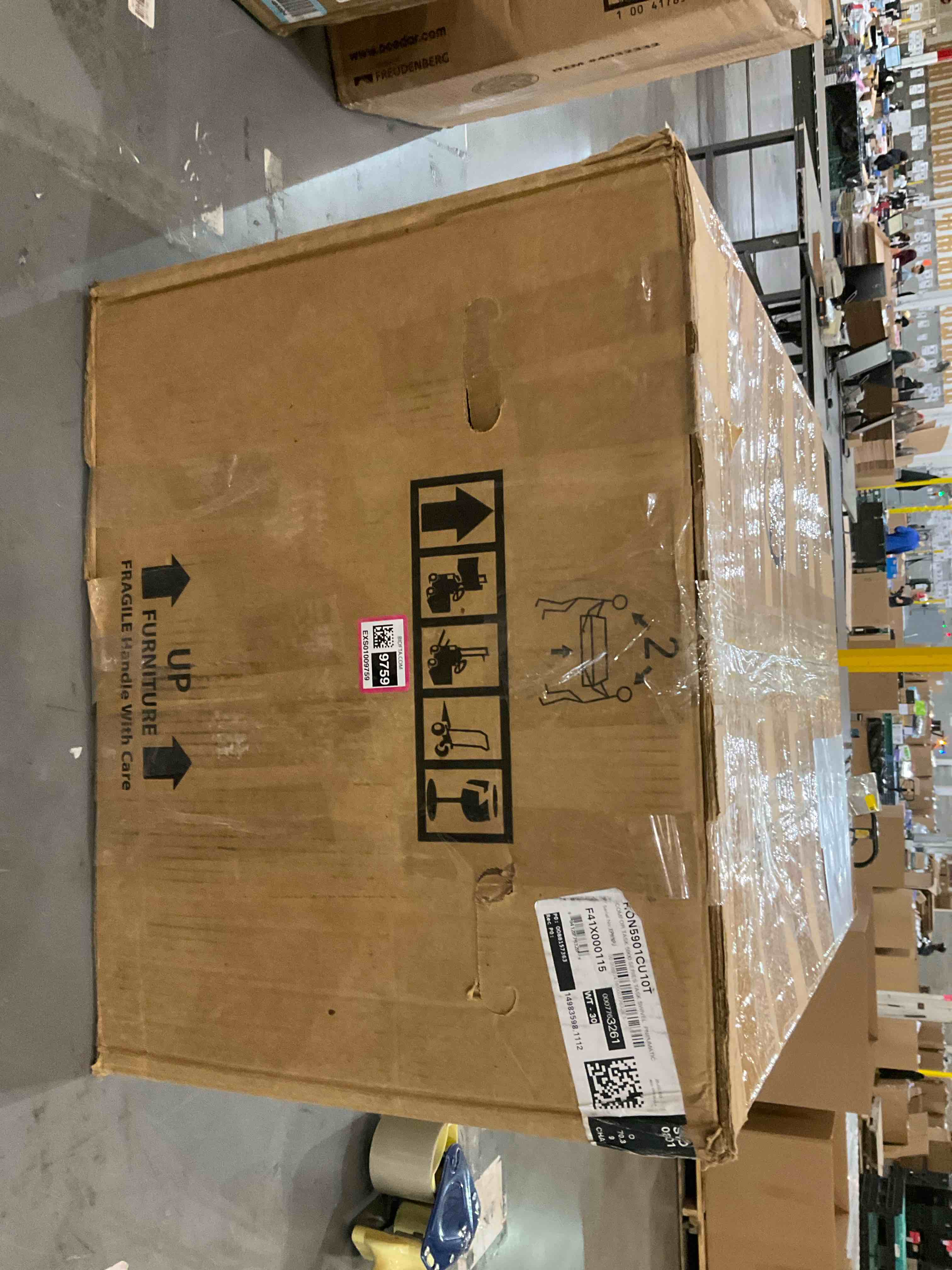 https://s3.amazonaws.com/lotting-images-prod/BargainHunt/EXS01009759_1708098373362.jpeg