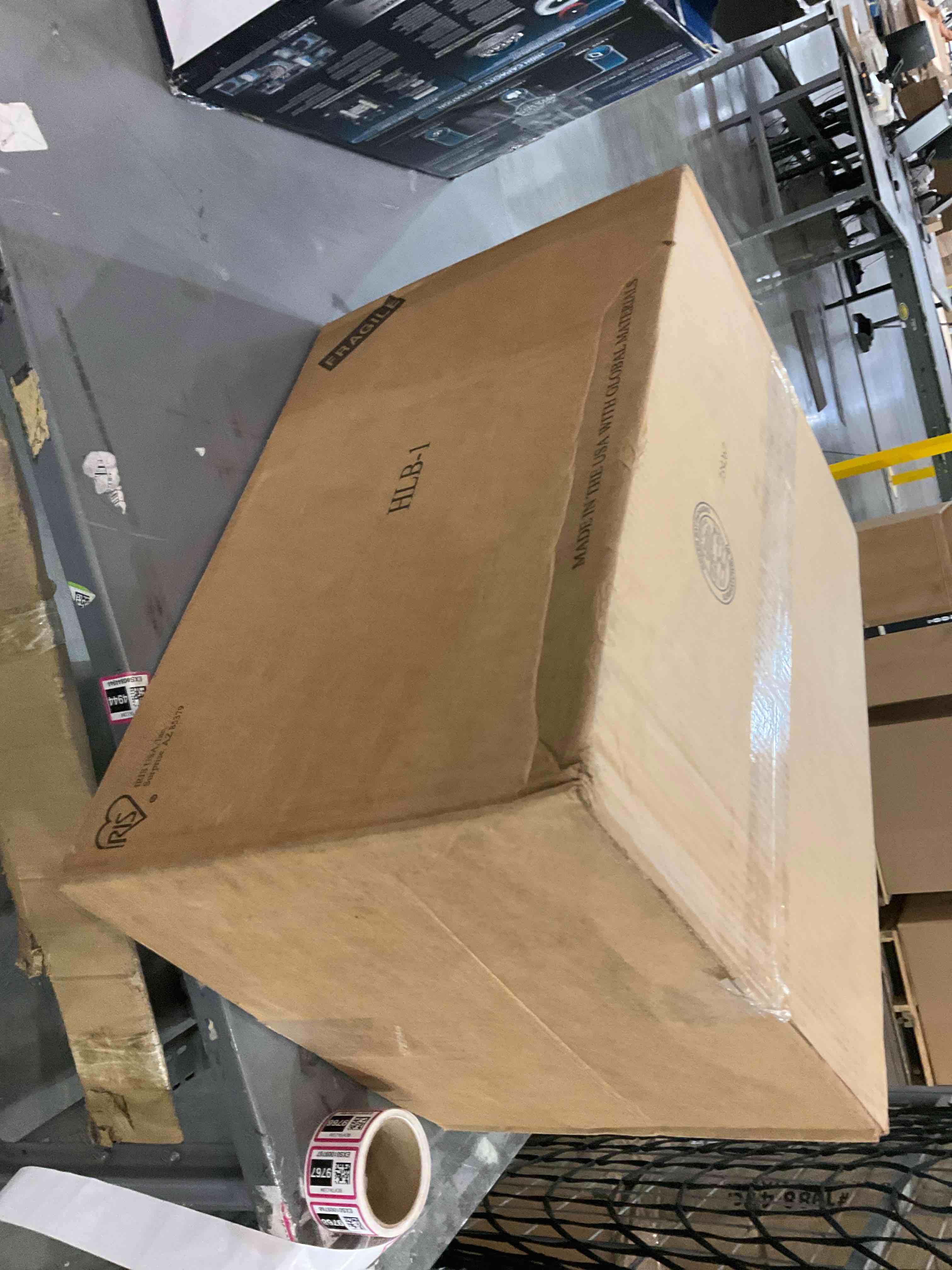 https://s3.amazonaws.com/lotting-images-prod/BargainHunt/EXS01009762_1708099104492.jpeg