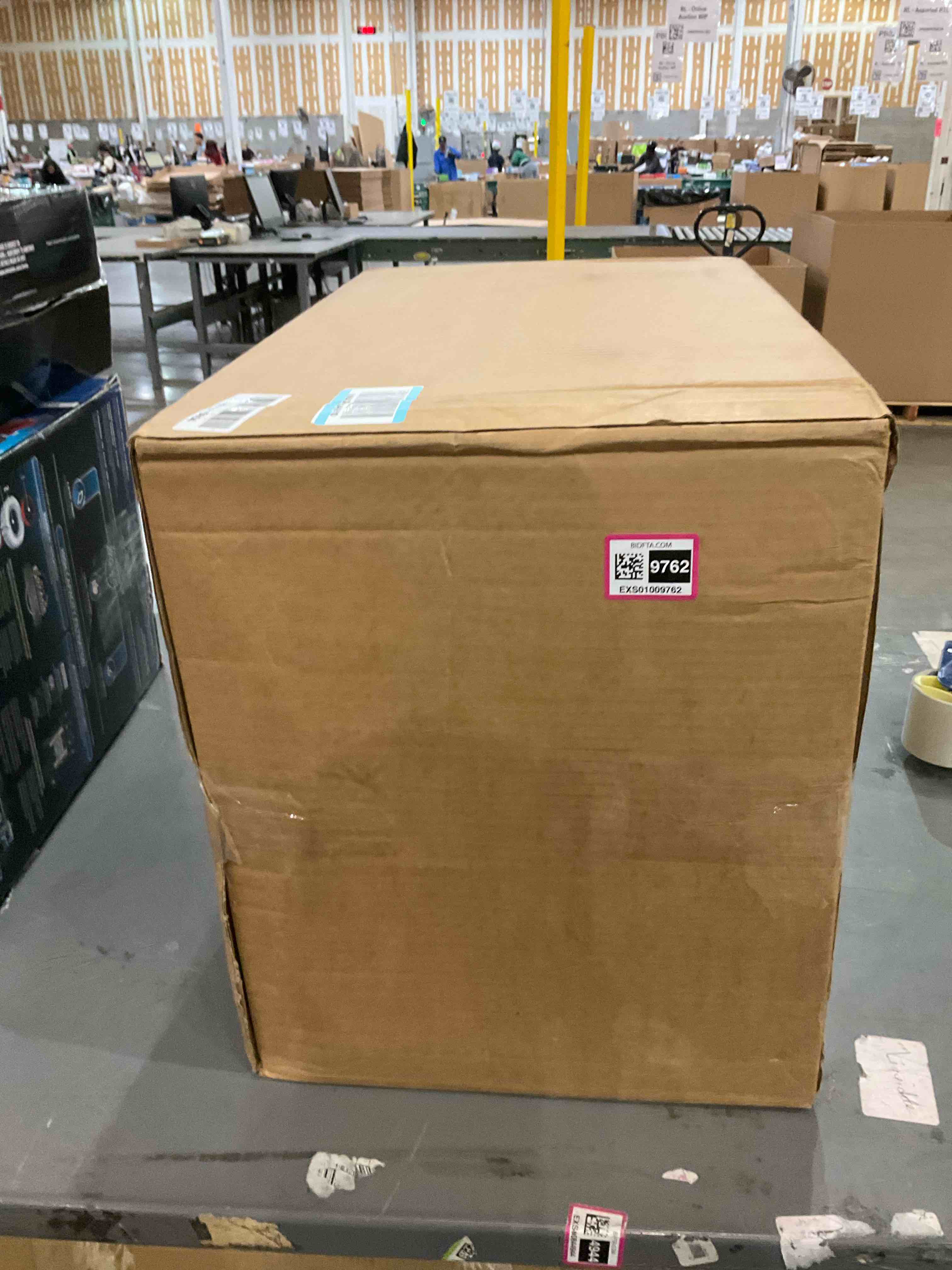 https://s3.amazonaws.com/lotting-images-prod/BargainHunt/EXS01009762_1708099168900.jpeg