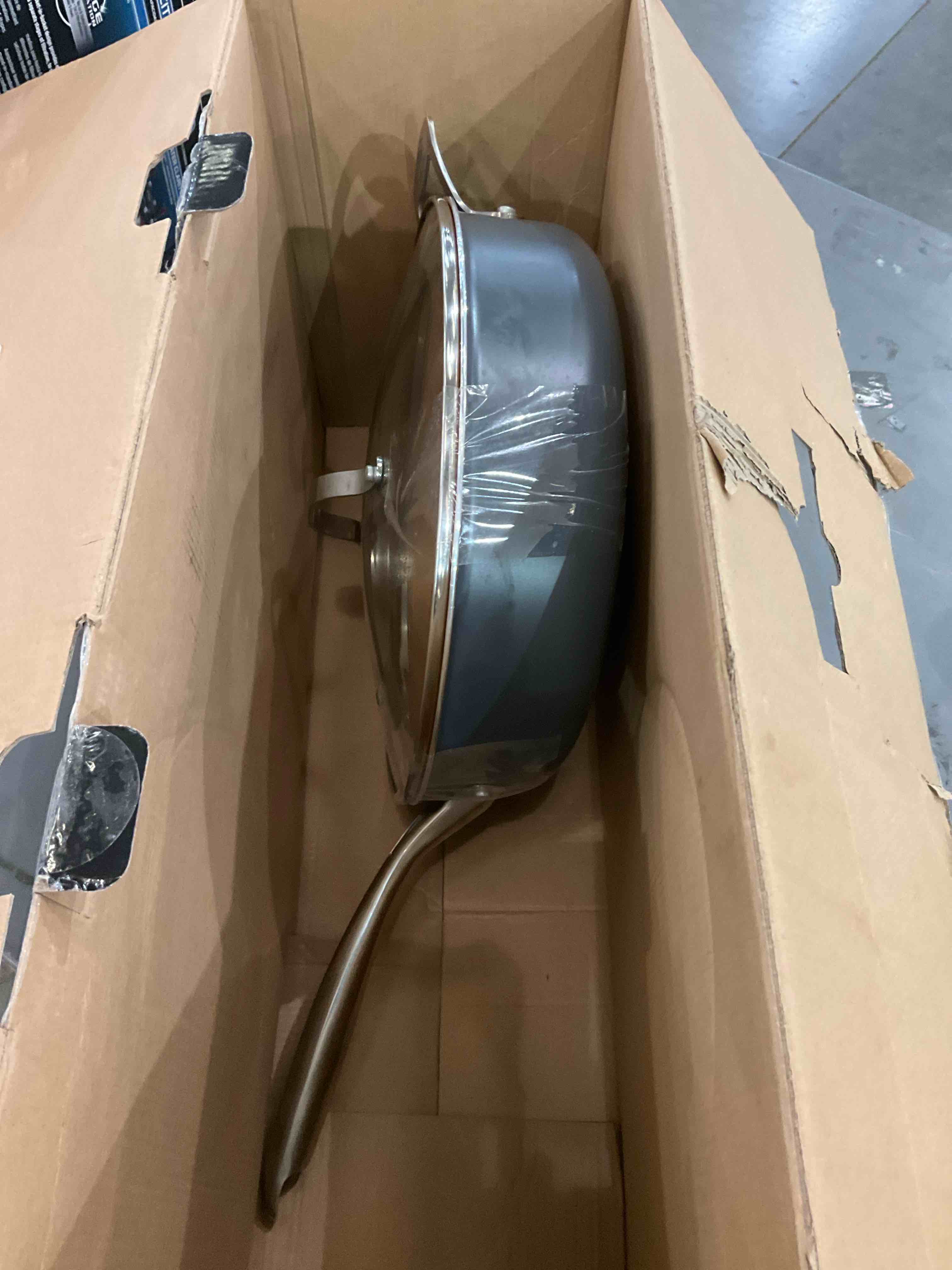 https://s3.amazonaws.com/lotting-images-prod/BargainHunt/EXS01009766_1708099945011.jpeg