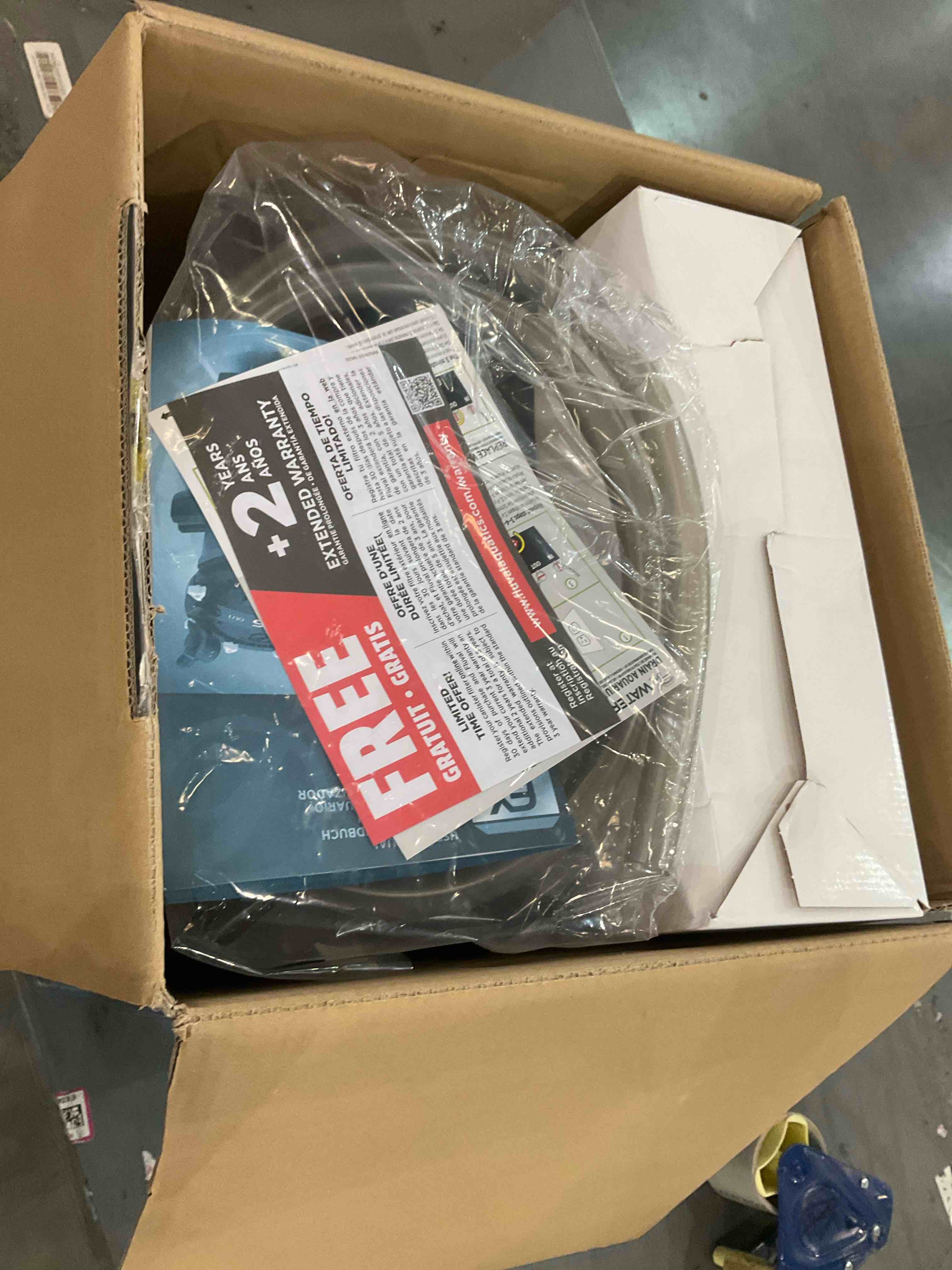 https://s3.amazonaws.com/lotting-images-prod/BargainHunt/EXS01009767_1708100178453.jpeg