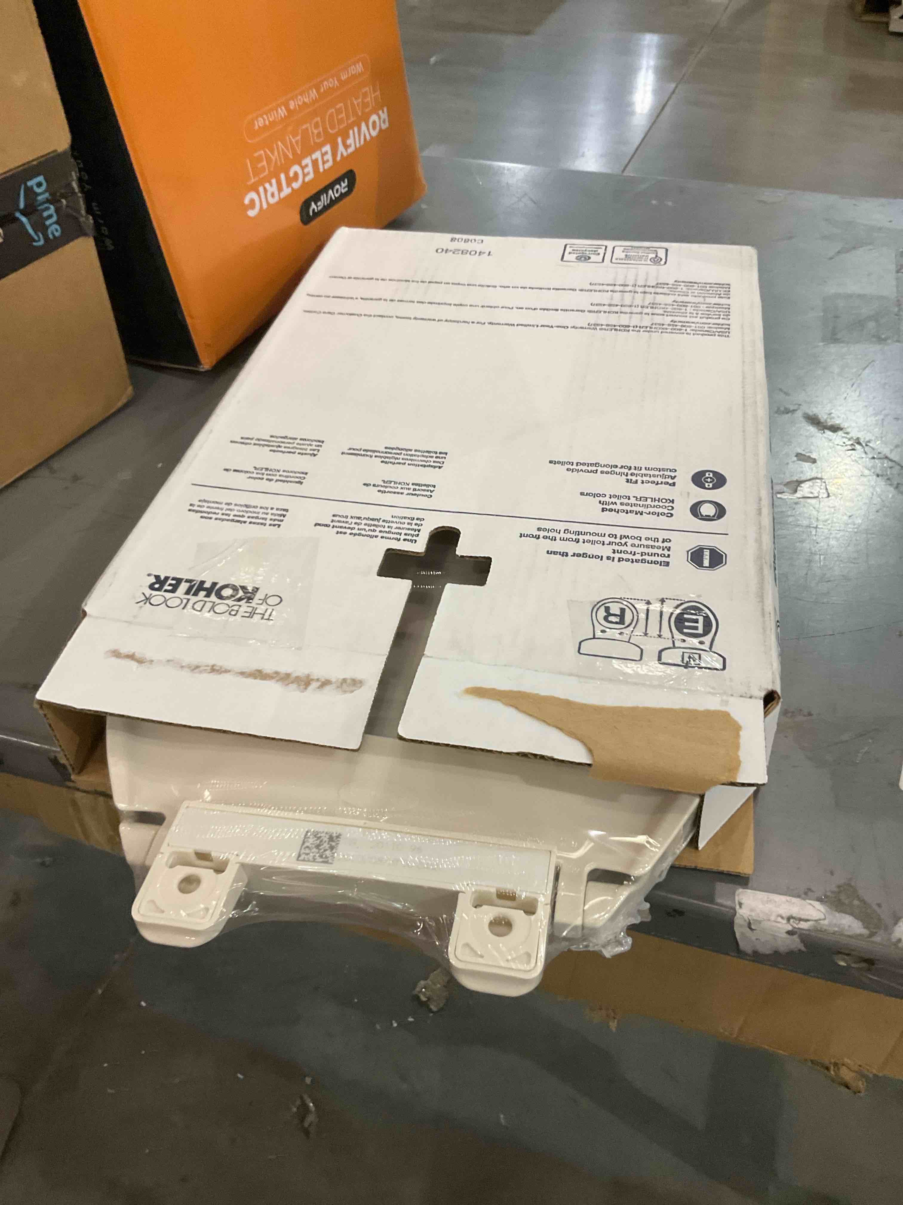 https://s3.amazonaws.com/lotting-images-prod/BargainHunt/EXS01009782_1708105885085.jpeg
