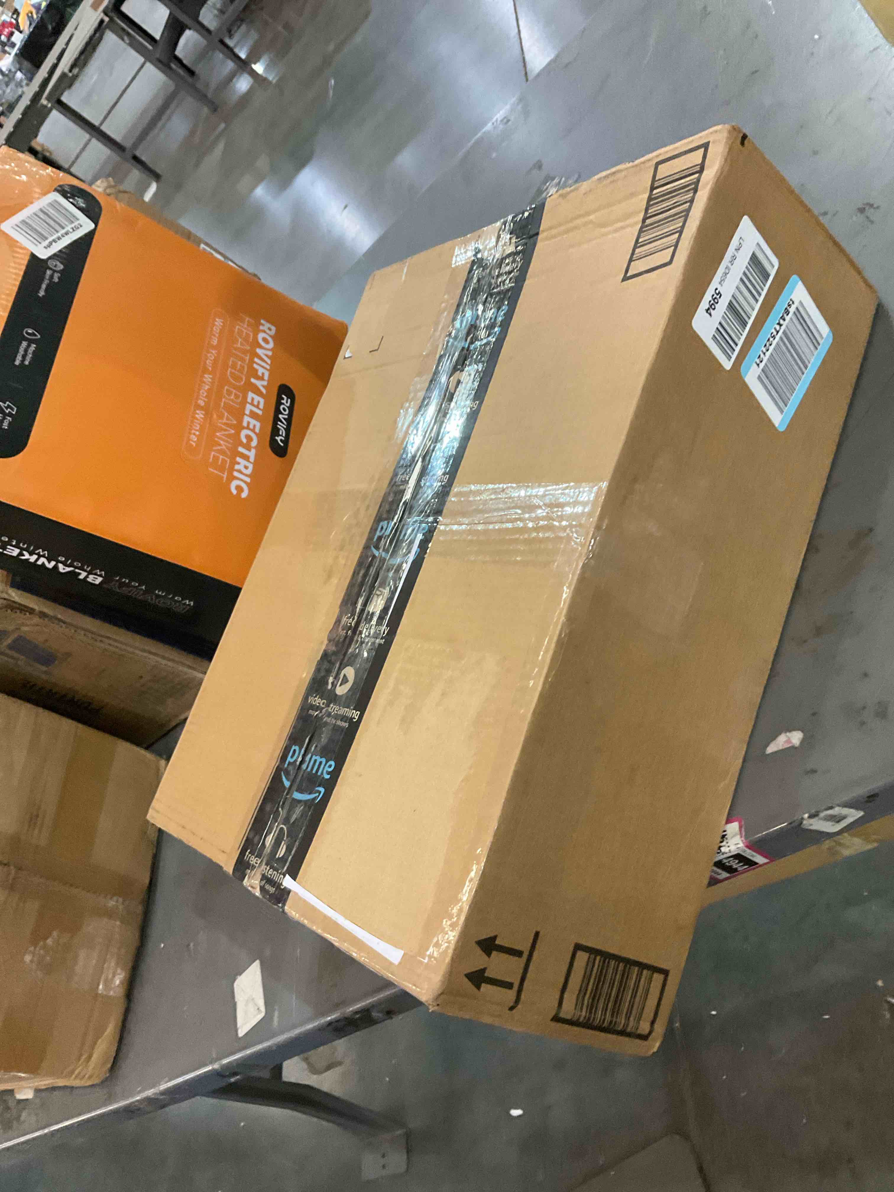 https://s3.amazonaws.com/lotting-images-prod/BargainHunt/EXS01009784_1708106122786.jpeg