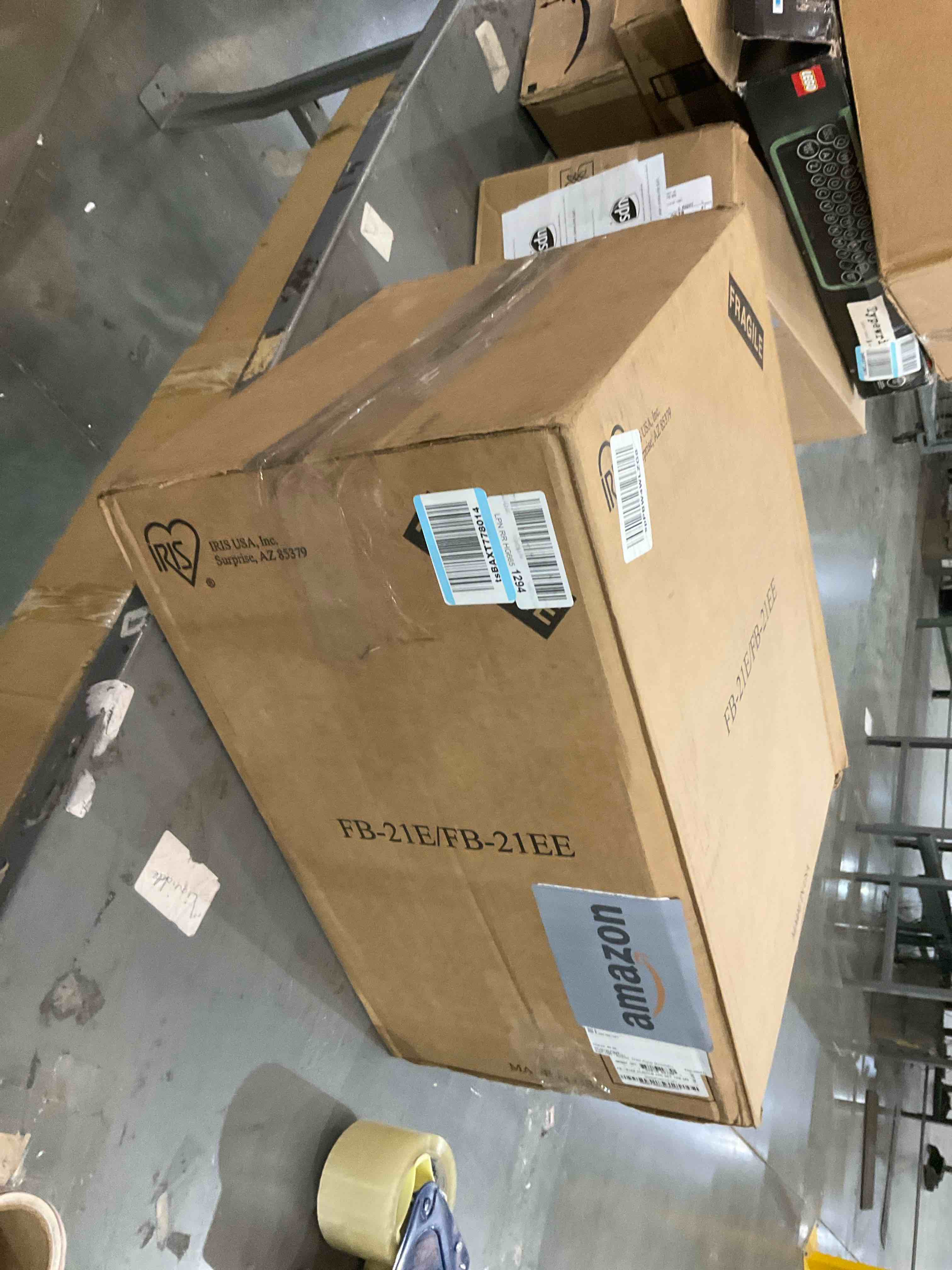 https://s3.amazonaws.com/lotting-images-prod/BargainHunt/EXS01009791_1708107504720.jpeg