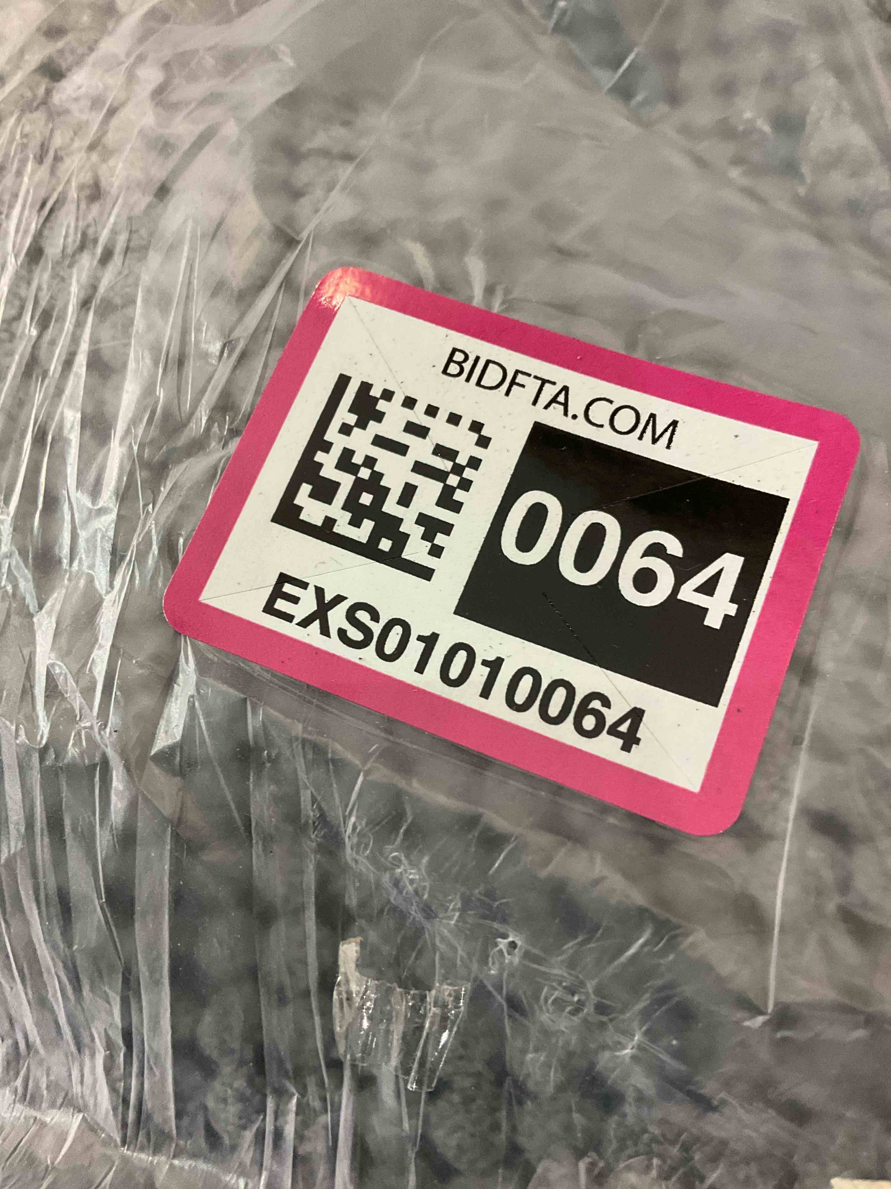 https://s3.amazonaws.com/lotting-images-prod/BargainHunt/EXS01010064_1708606583518.jpeg