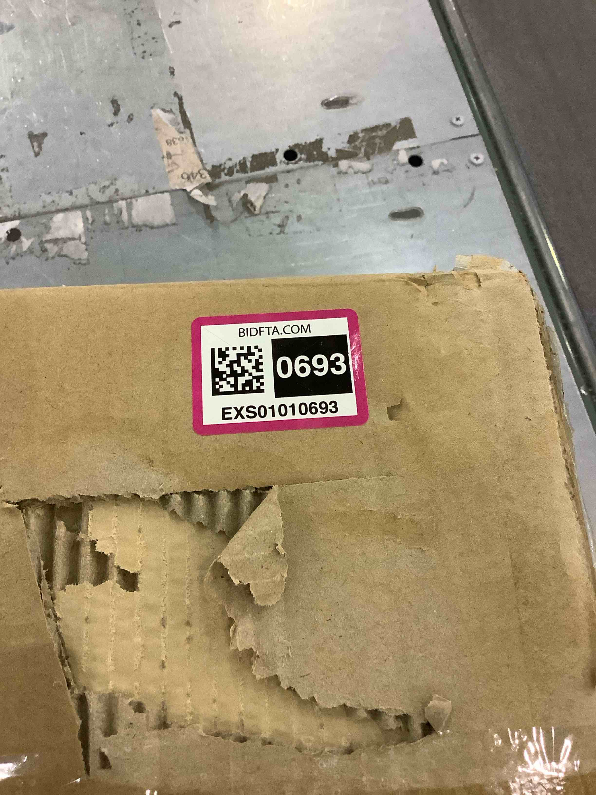 https://s3.amazonaws.com/lotting-images-prod/BargainHunt/EXS01010693_1709037379235.jpeg