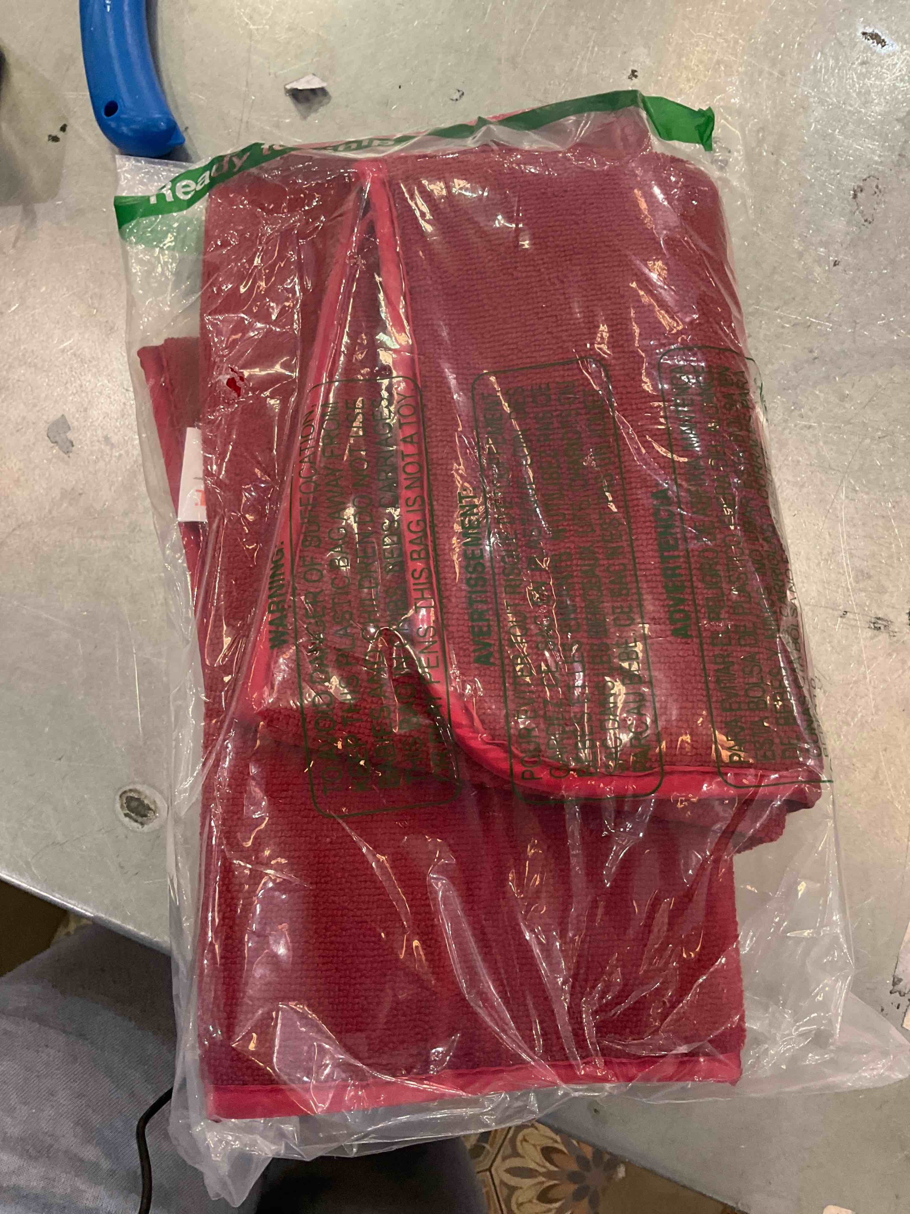 https://s3.amazonaws.com/lotting-images-prod/BargainHunt/EXS01011267_1708456666391.jpeg
