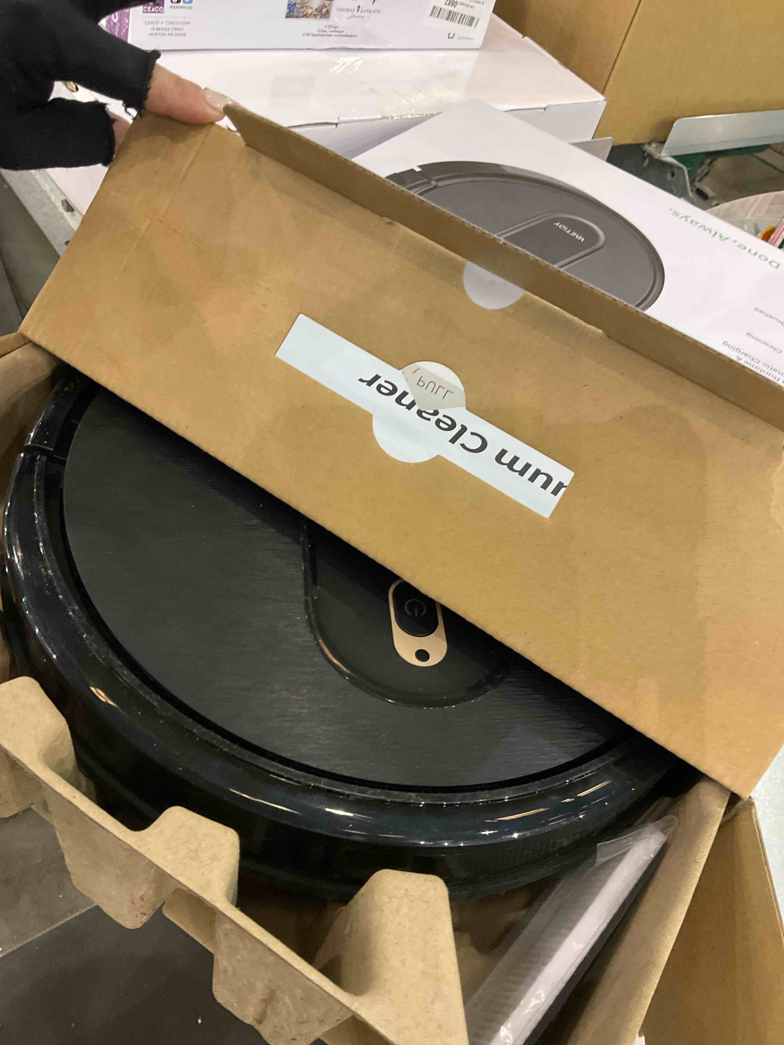 https://s3.amazonaws.com/lotting-images-prod/BargainHunt/EXS01011648_1708619031122.jpeg