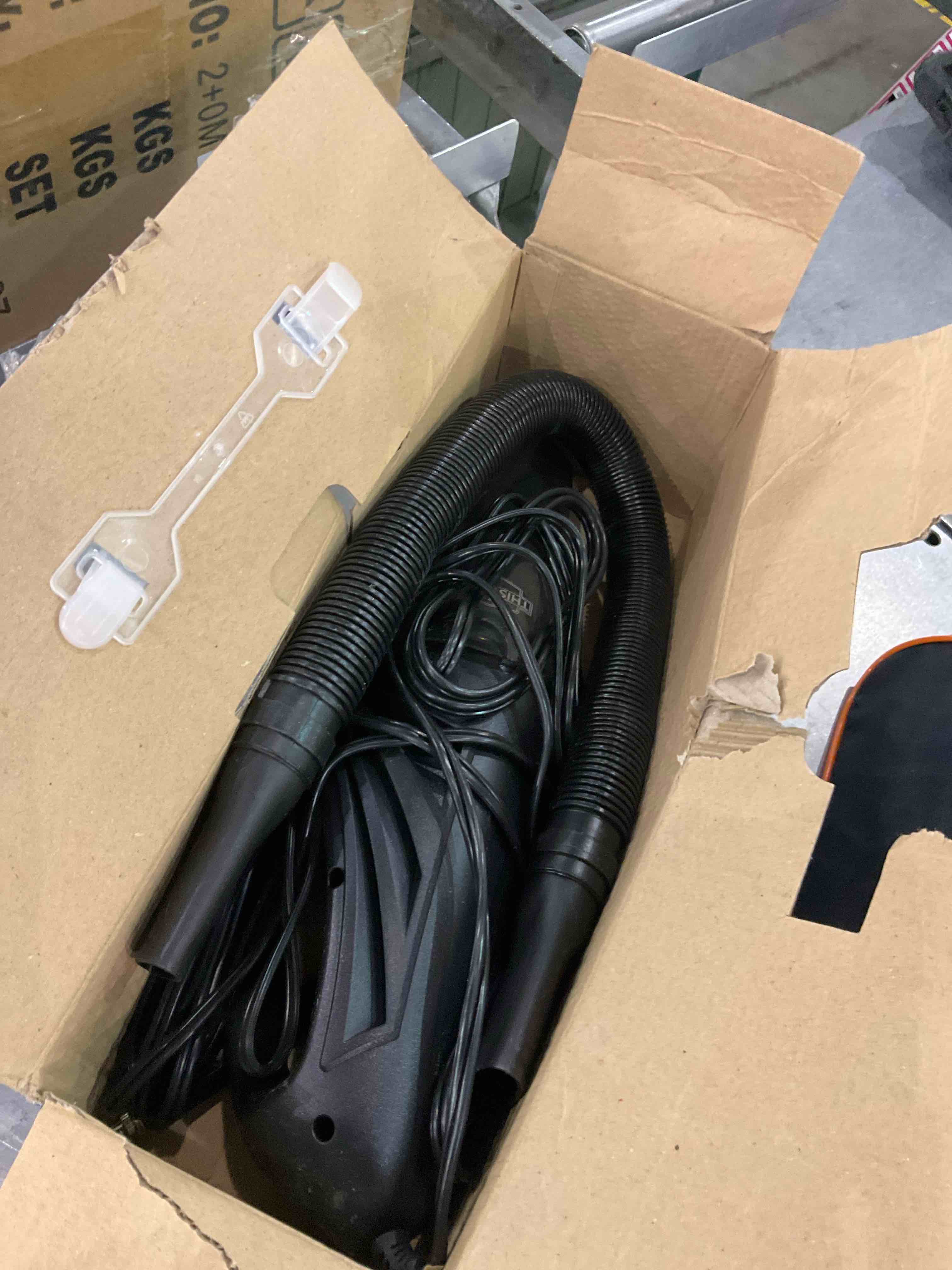 https://s3.amazonaws.com/lotting-images-prod/BargainHunt/EXS01011680_1708604706024.jpeg