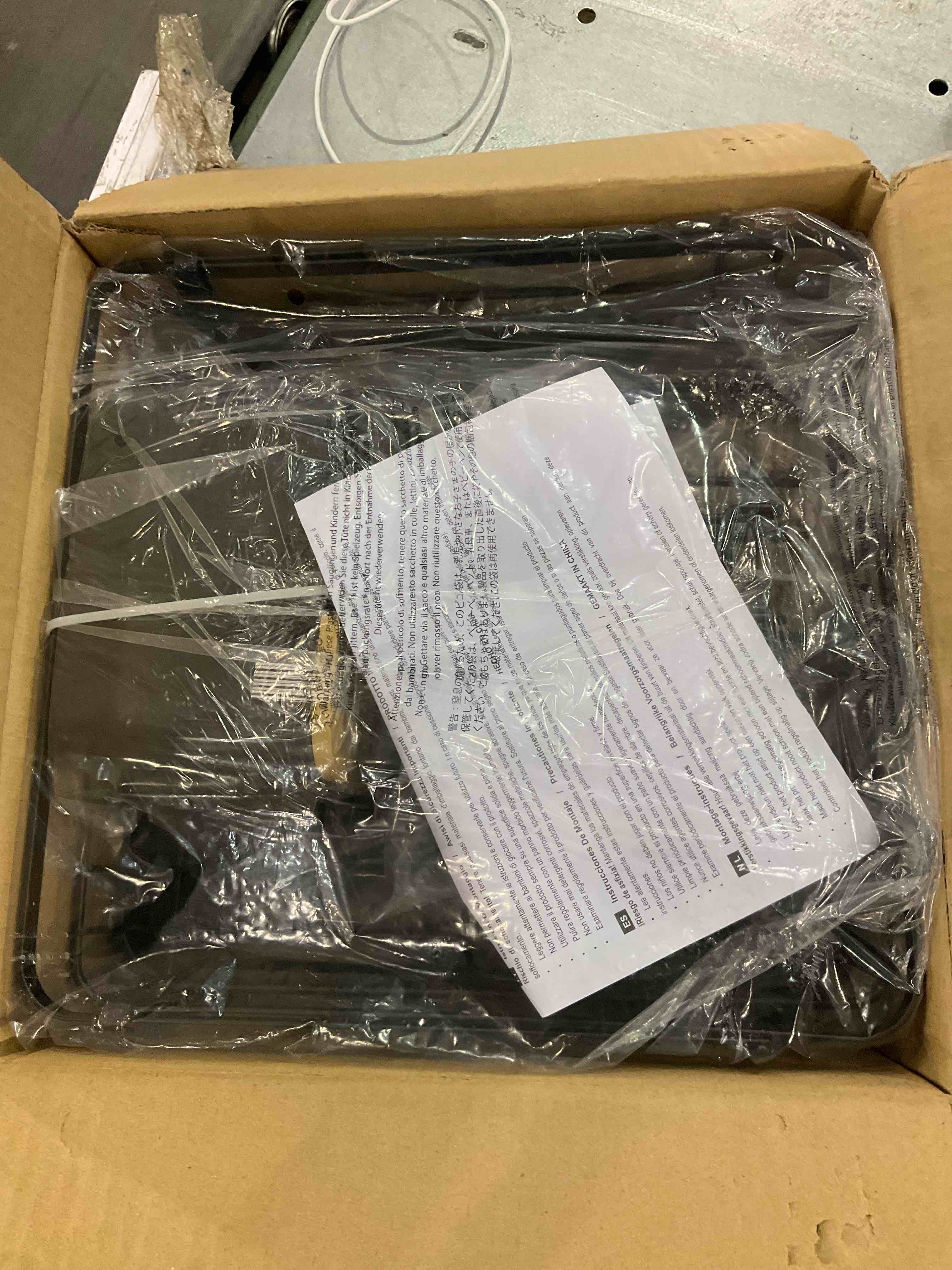 https://s3.amazonaws.com/lotting-images-prod/BargainHunt/EXS01011913_1709815260367.jpeg