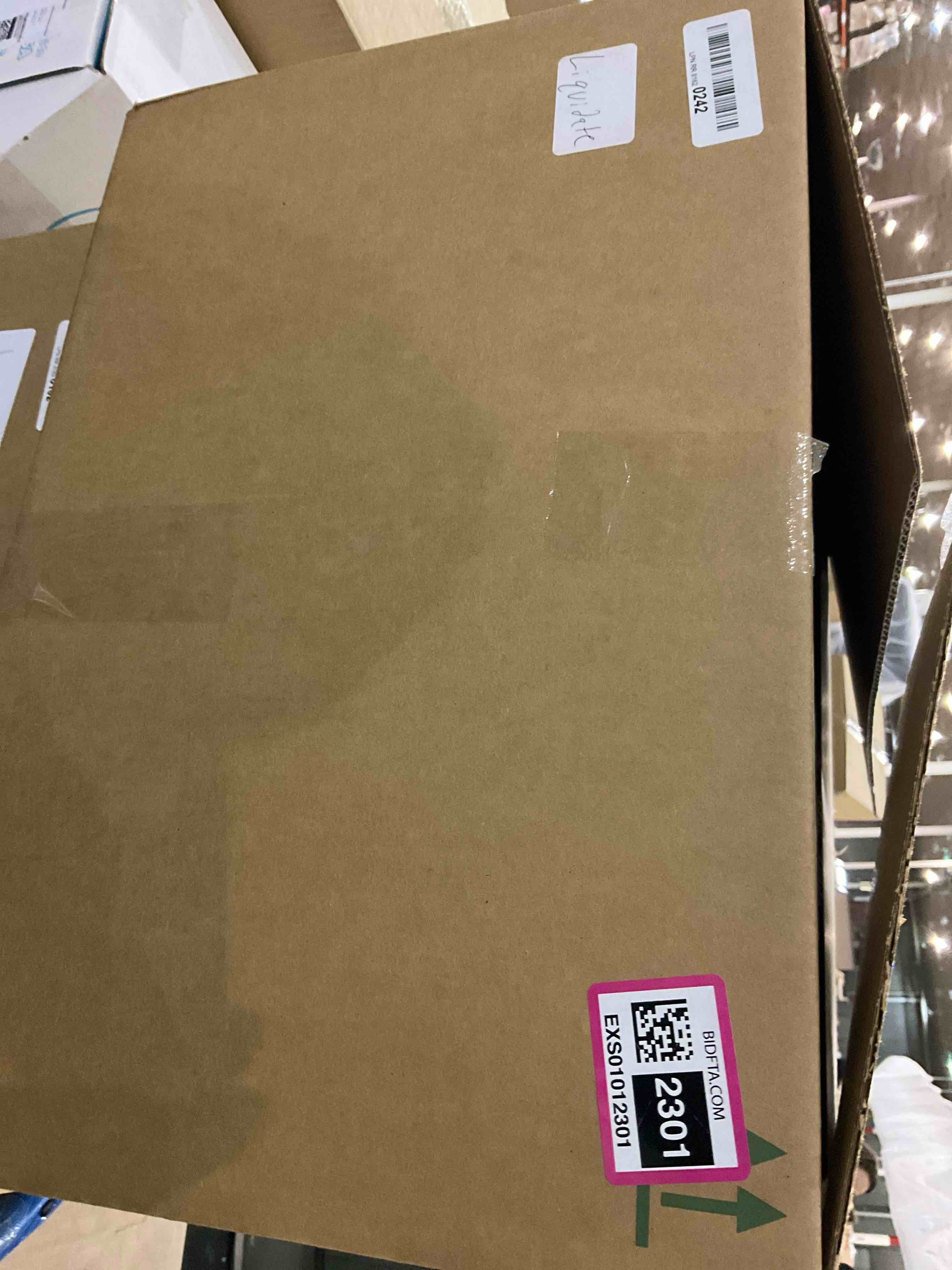 https://s3.amazonaws.com/lotting-images-prod/BargainHunt/EXS01012301_1710245563730.jpeg
