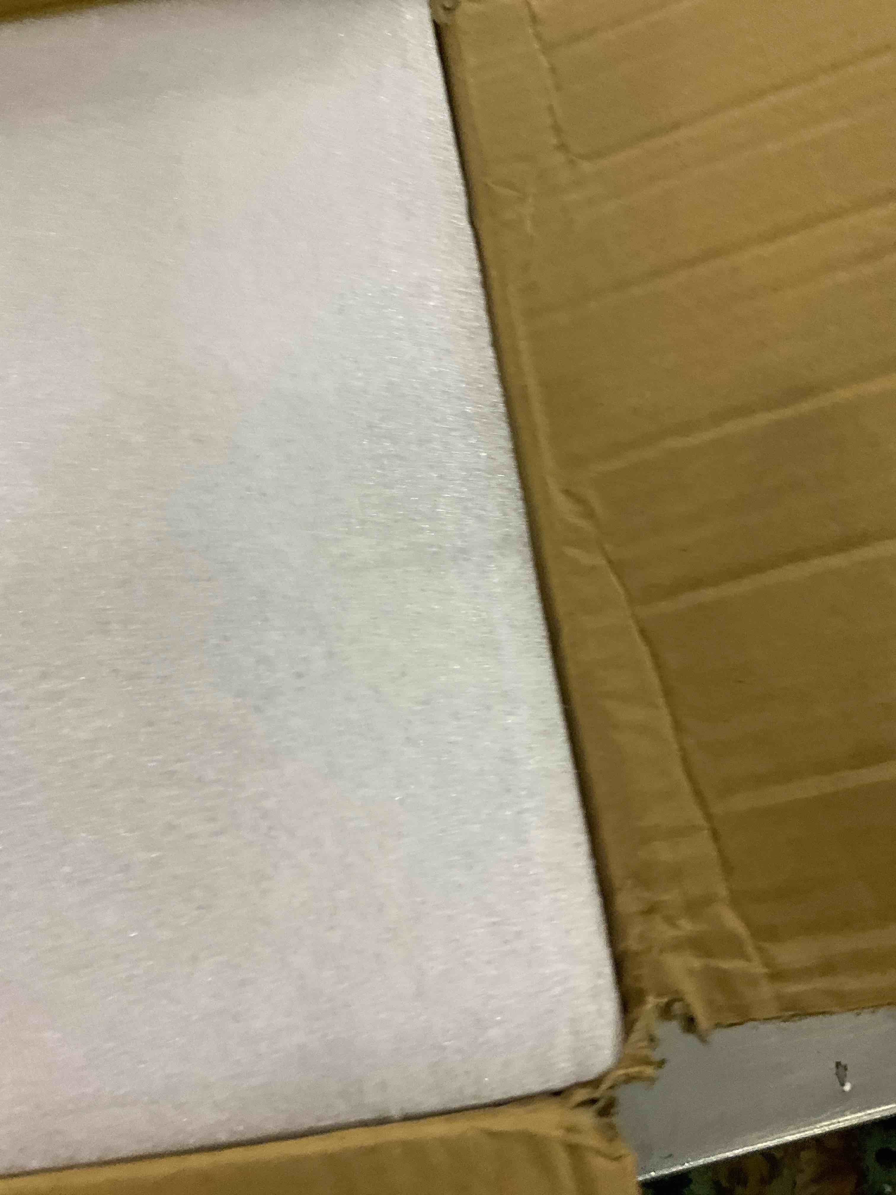 https://s3.amazonaws.com/lotting-images-prod/BargainHunt/EXS01012394_1710331005533.jpeg