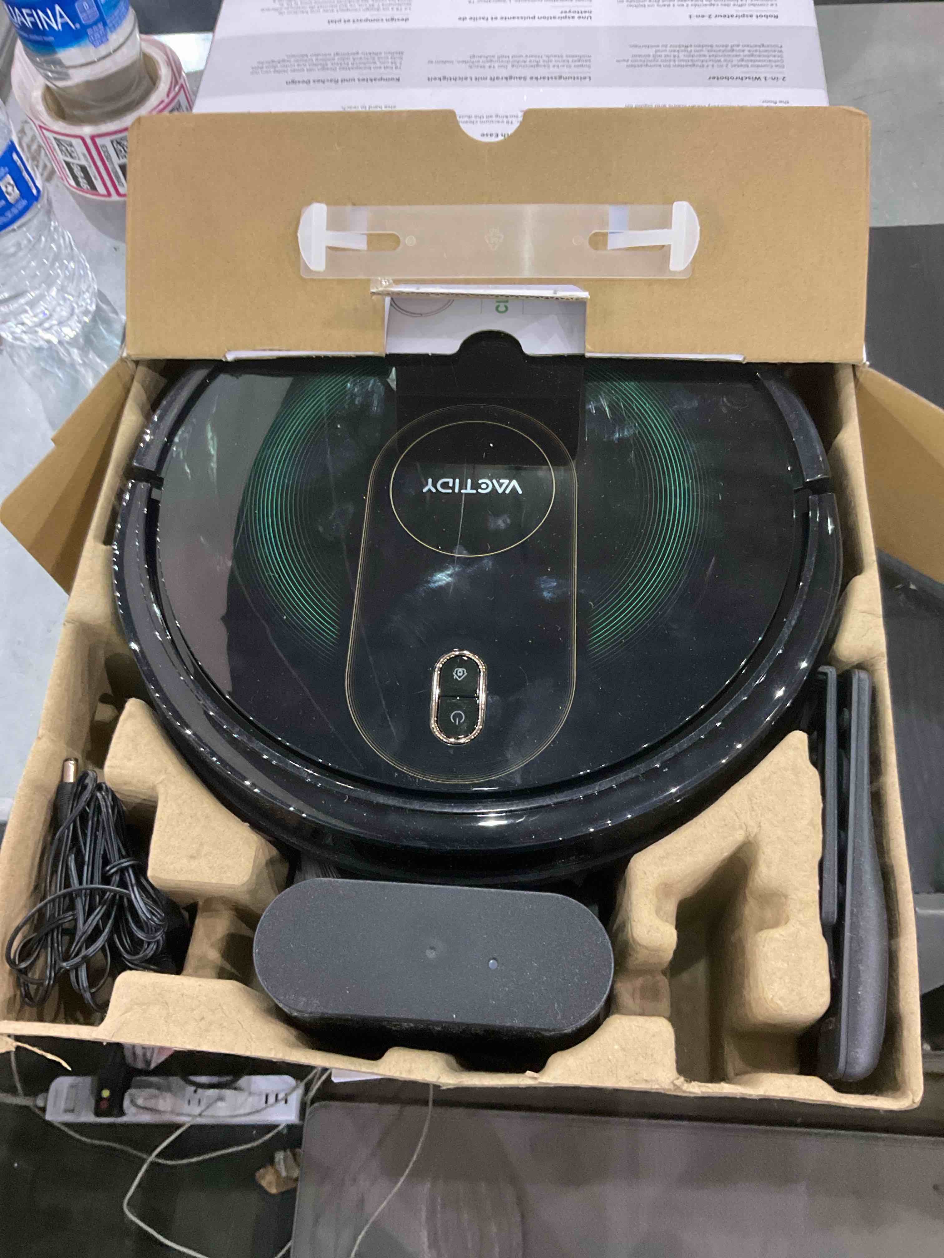 https://s3.amazonaws.com/lotting-images-prod/BargainHunt/EXS01012418_1710417076288.jpeg